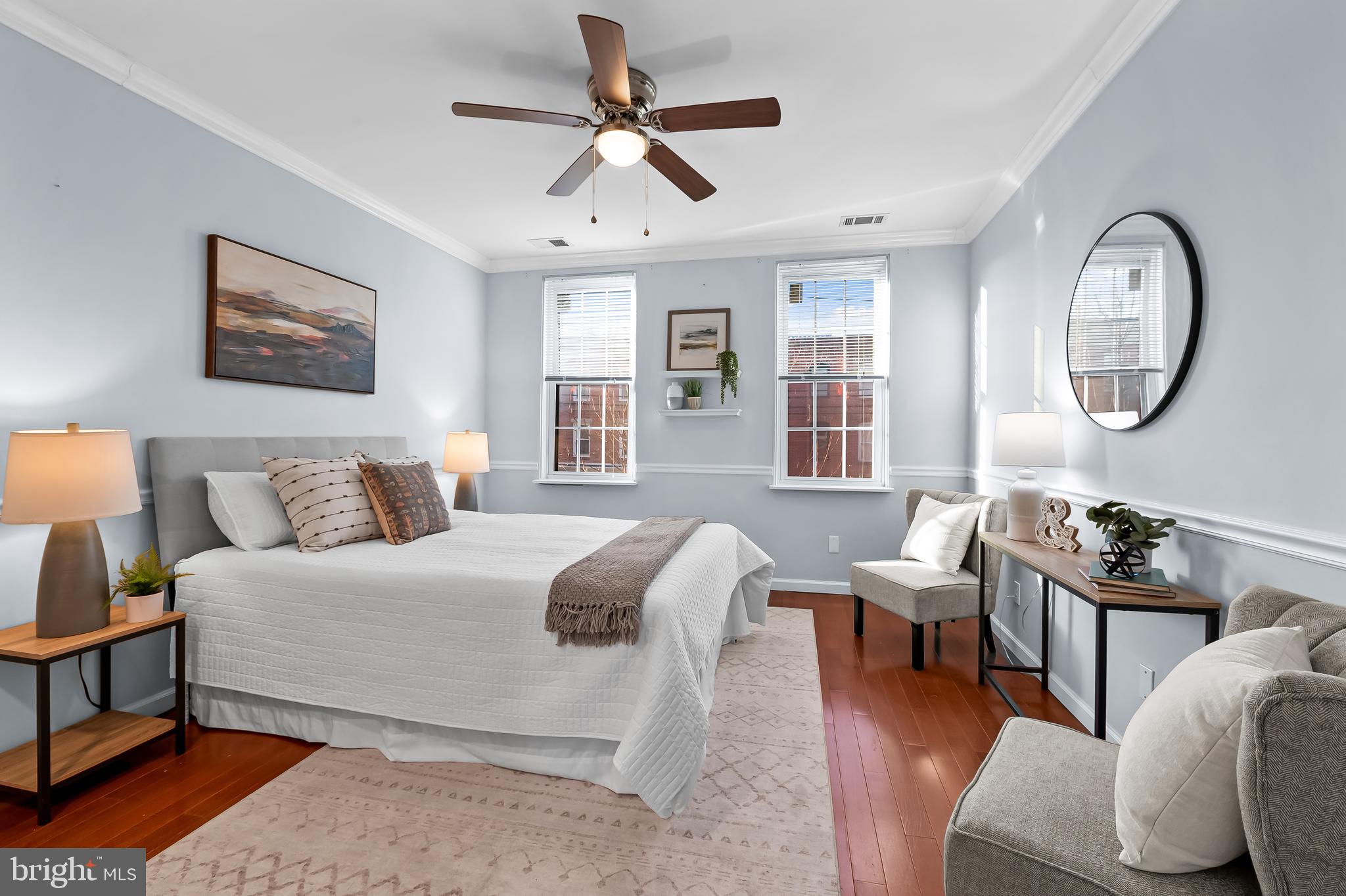 LOCUST POINT - Residential