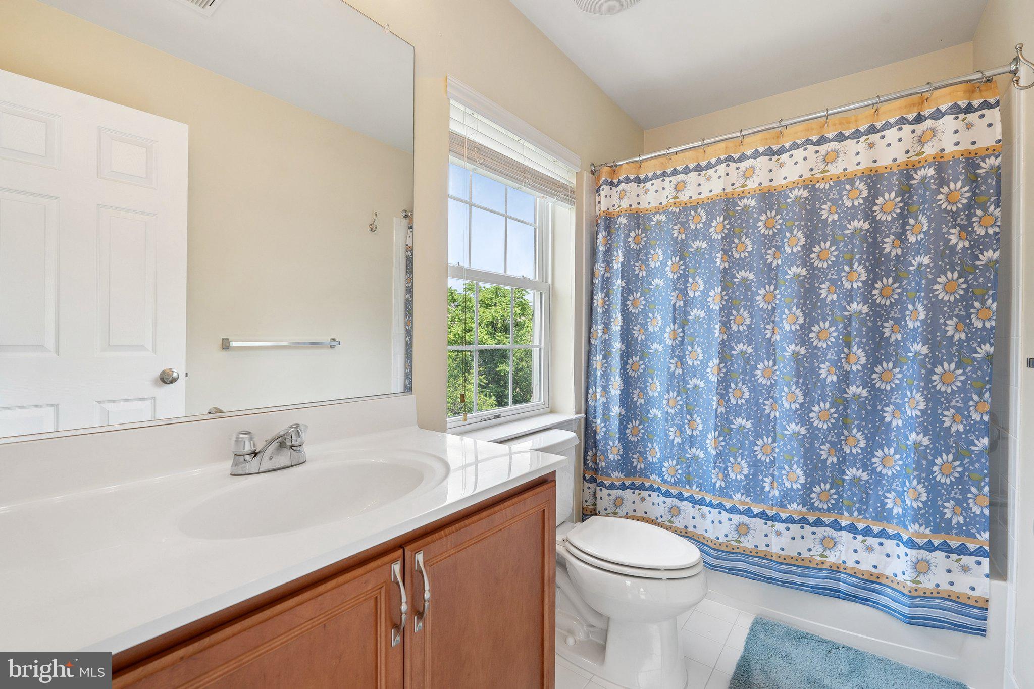 SOUTH RIDING - Residential Lease