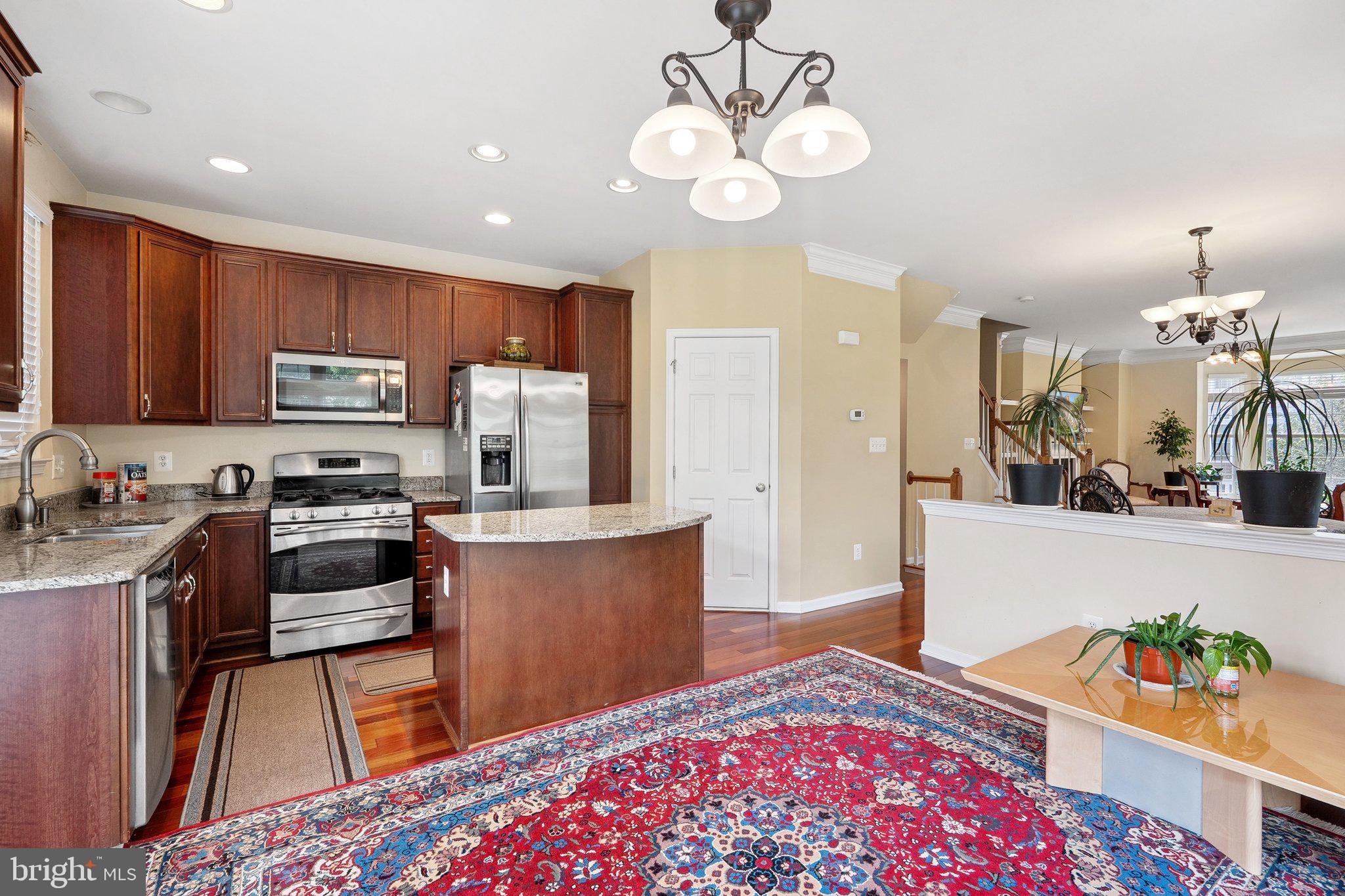 SOUTH RIDING - Residential Lease