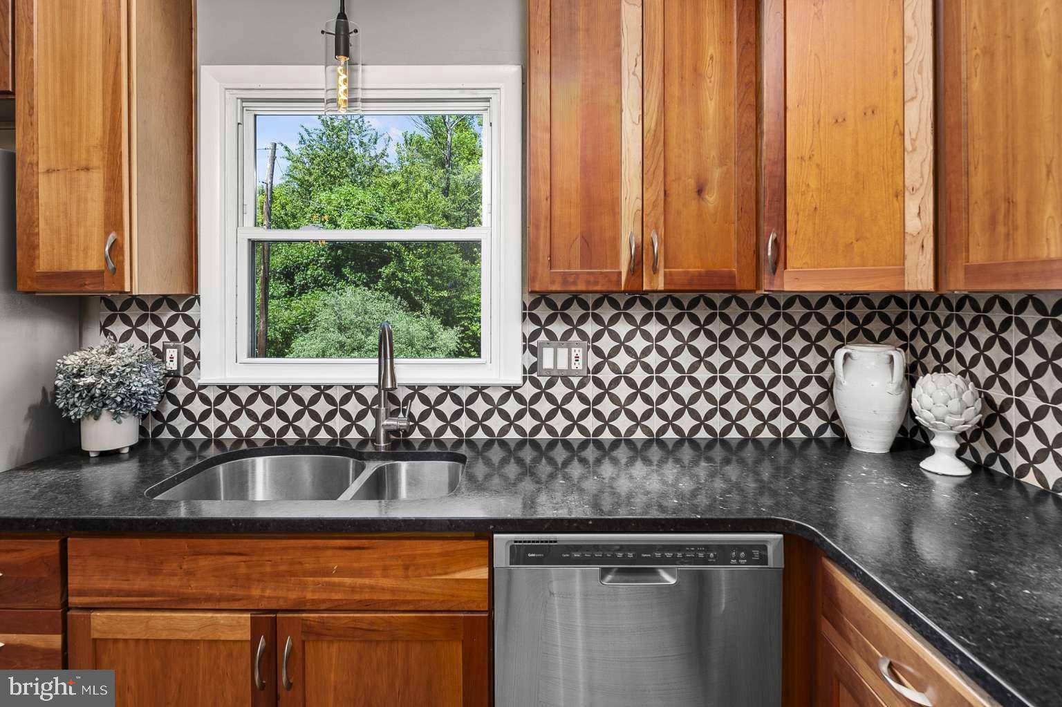 CHATHAM MEWS - Residential