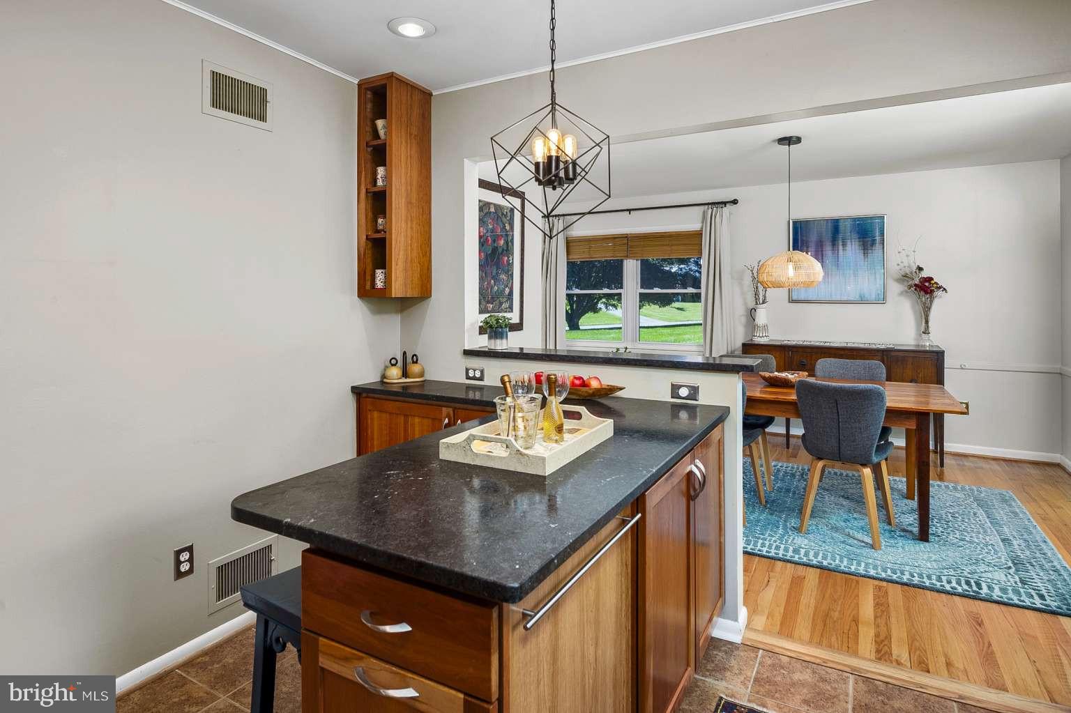 CHATHAM MEWS - Residential