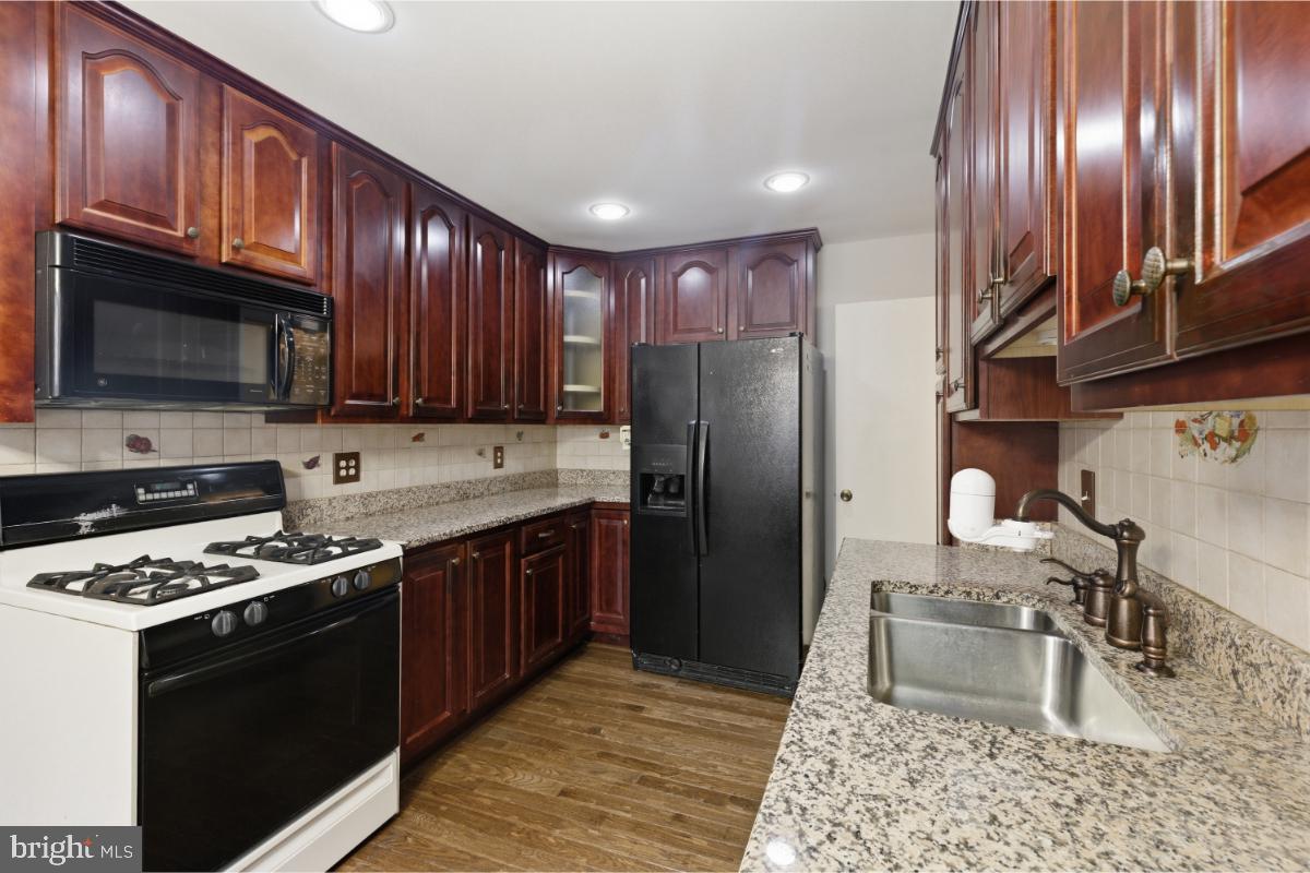 CARROLL PARK - Residential