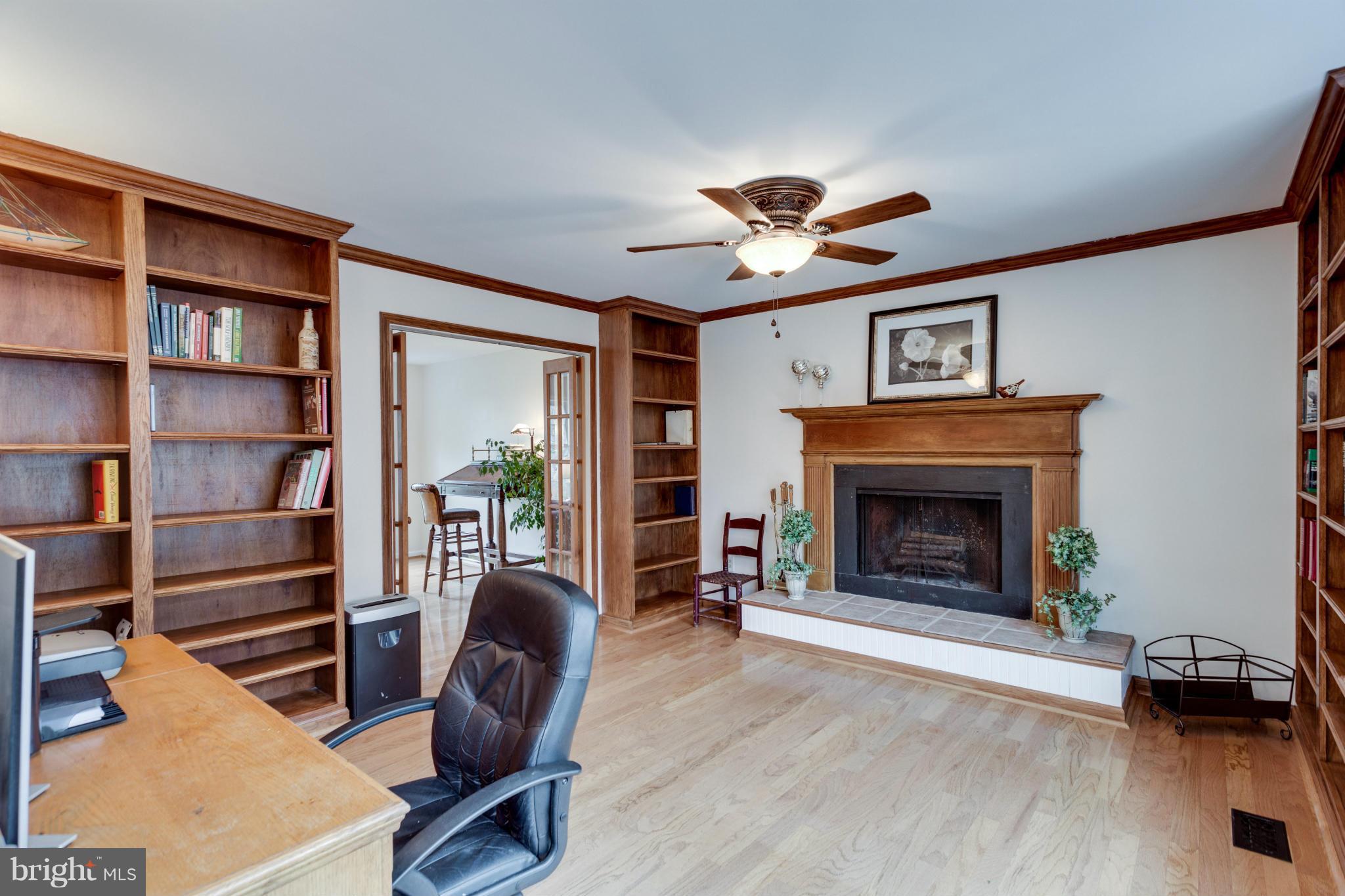 COLCHESTER HUNT - Residential