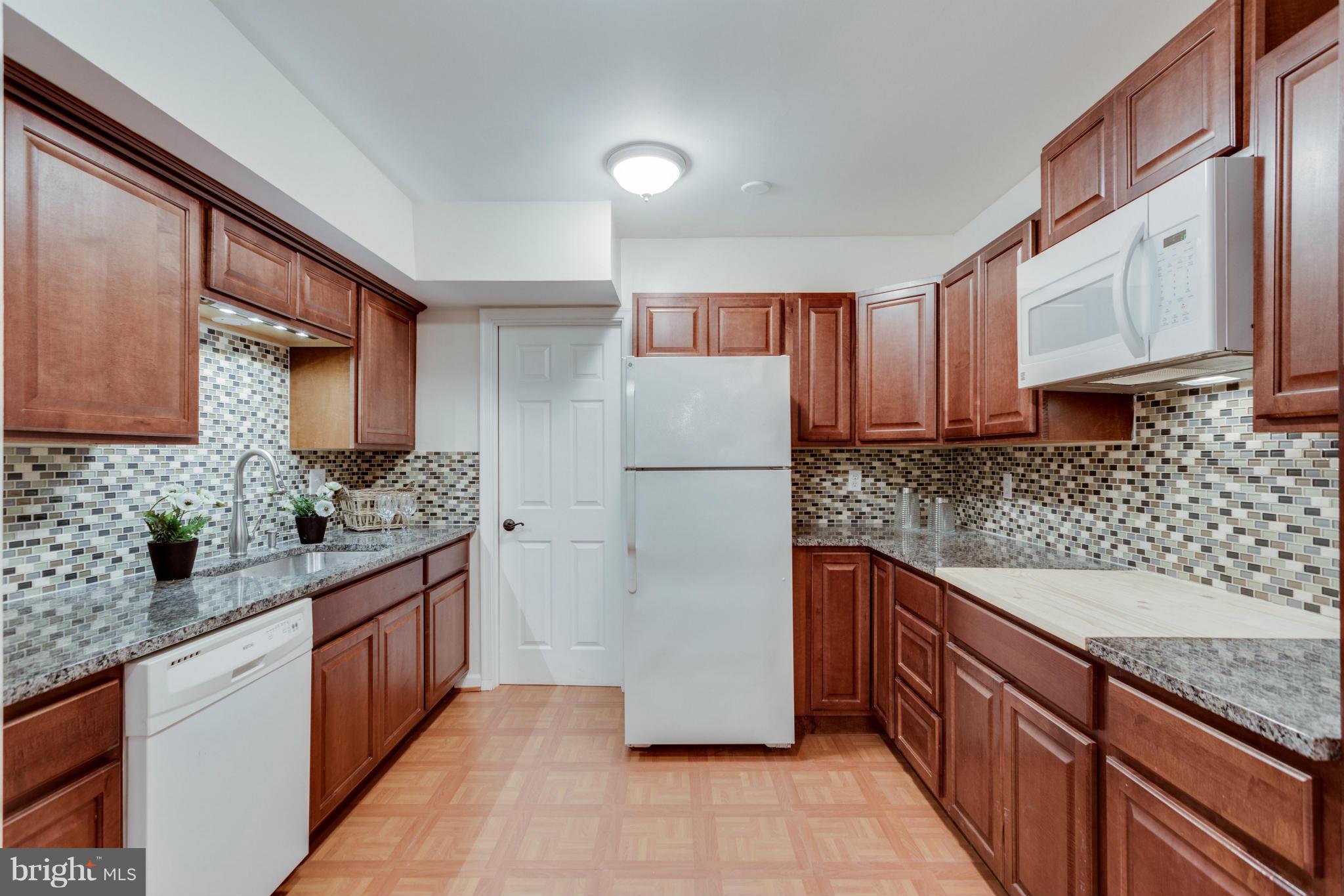 COLCHESTER HUNT - Residential