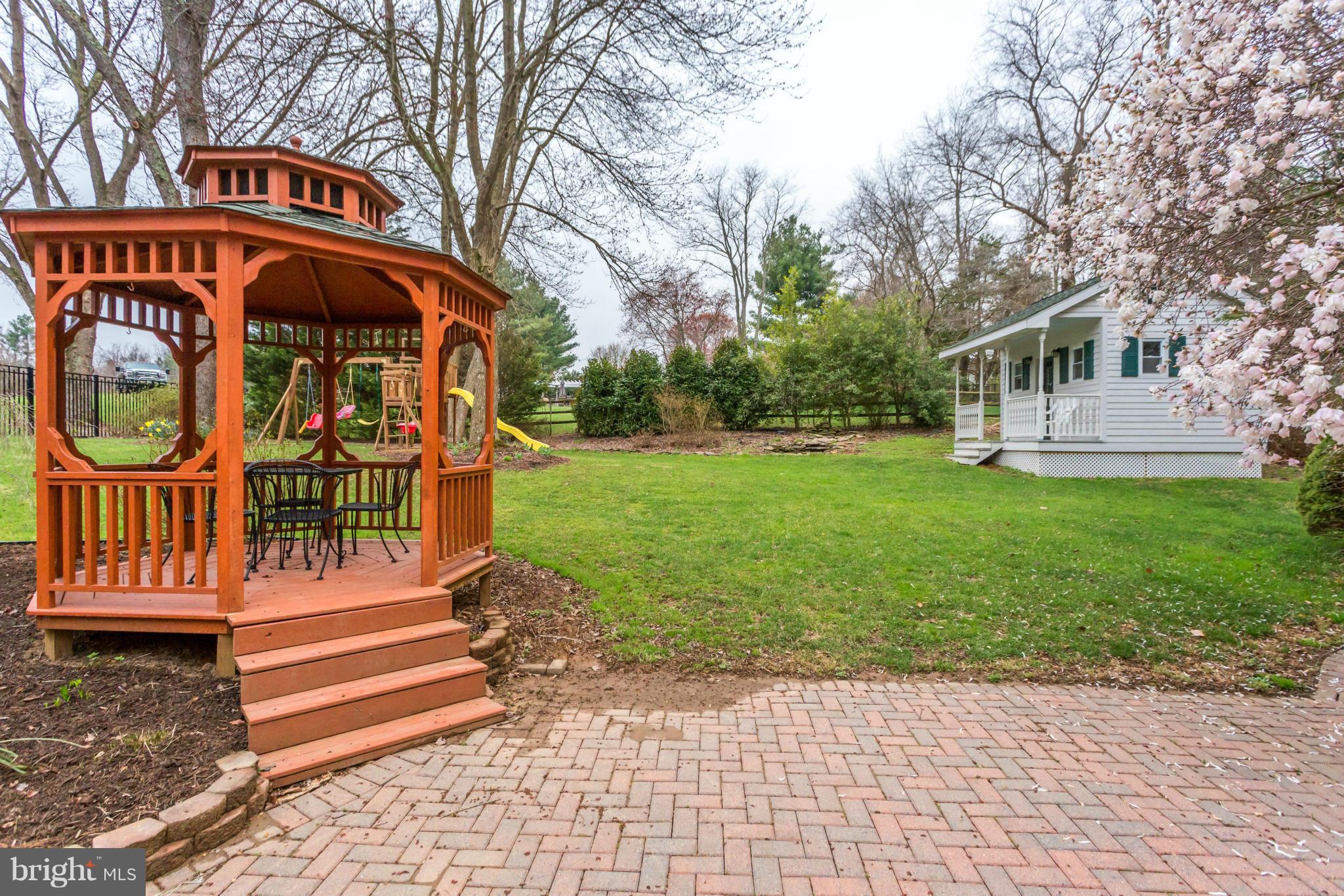 COLCHESTER HUNT - Residential