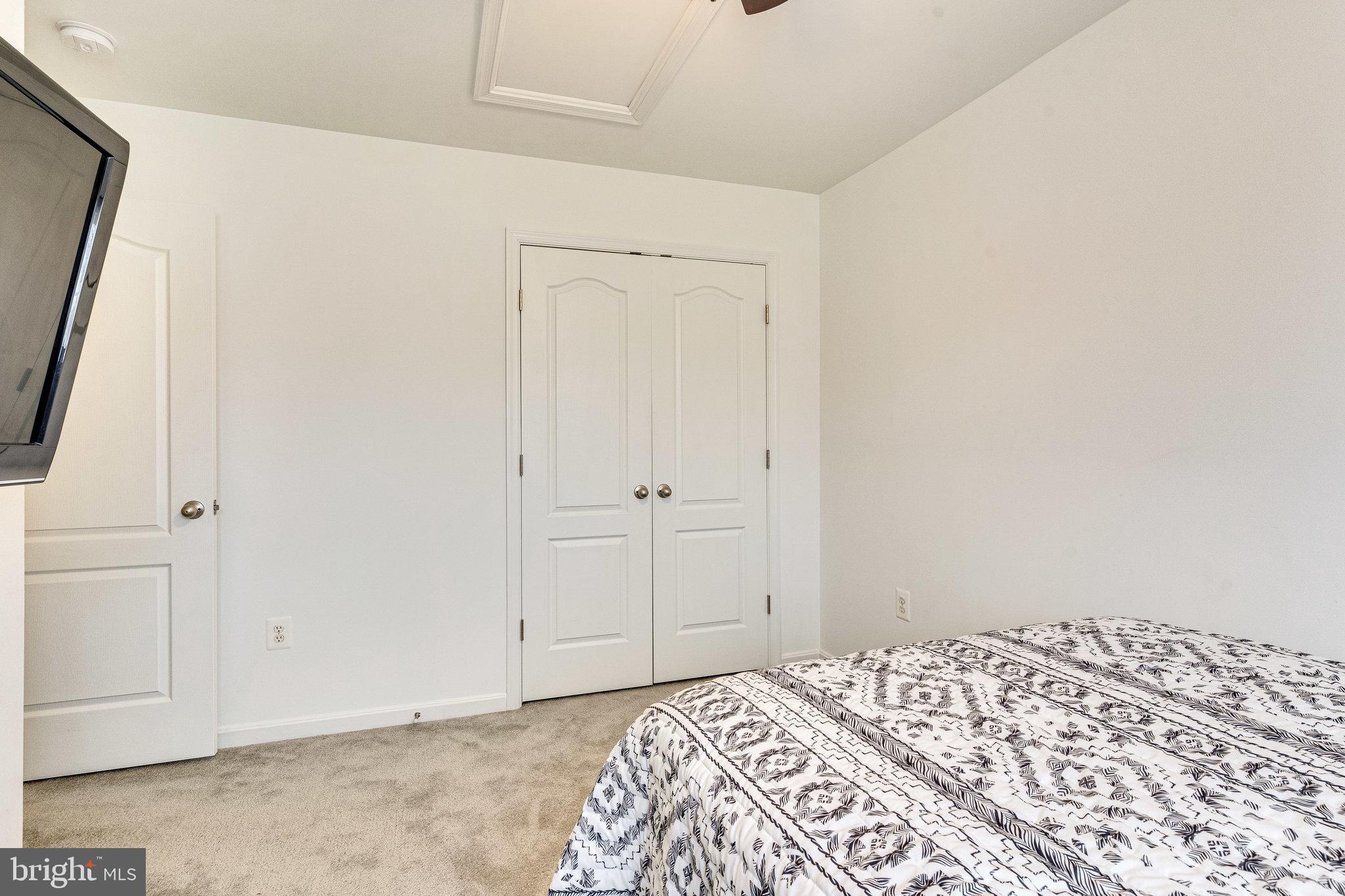 PEPPER MILL VILLAGE - Residential