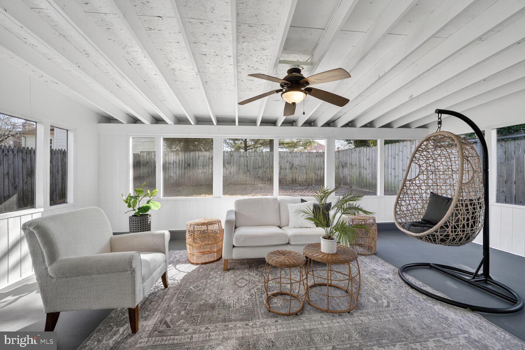 ARLINGTON HEIGHTS - Residential