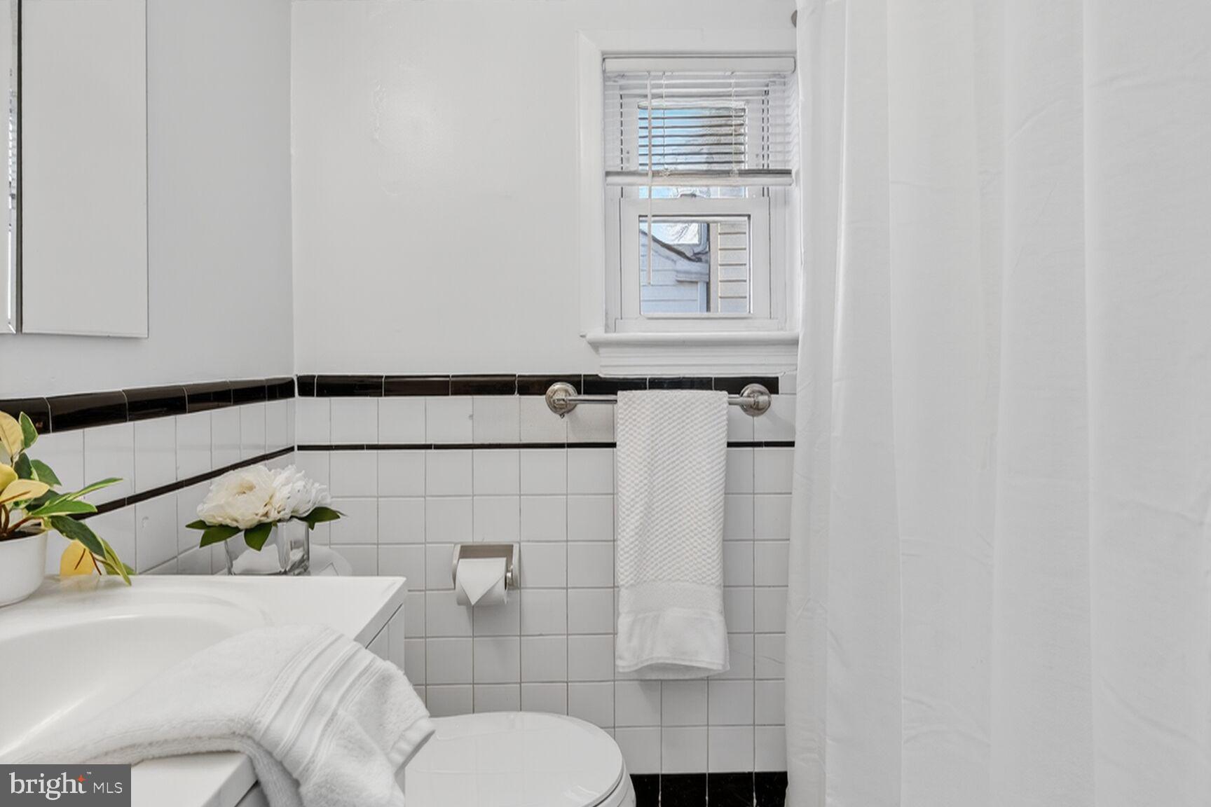 ARLINGTON HEIGHTS - Residential