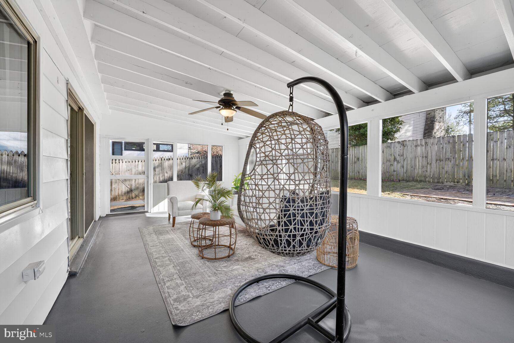 ARLINGTON HEIGHTS - Residential