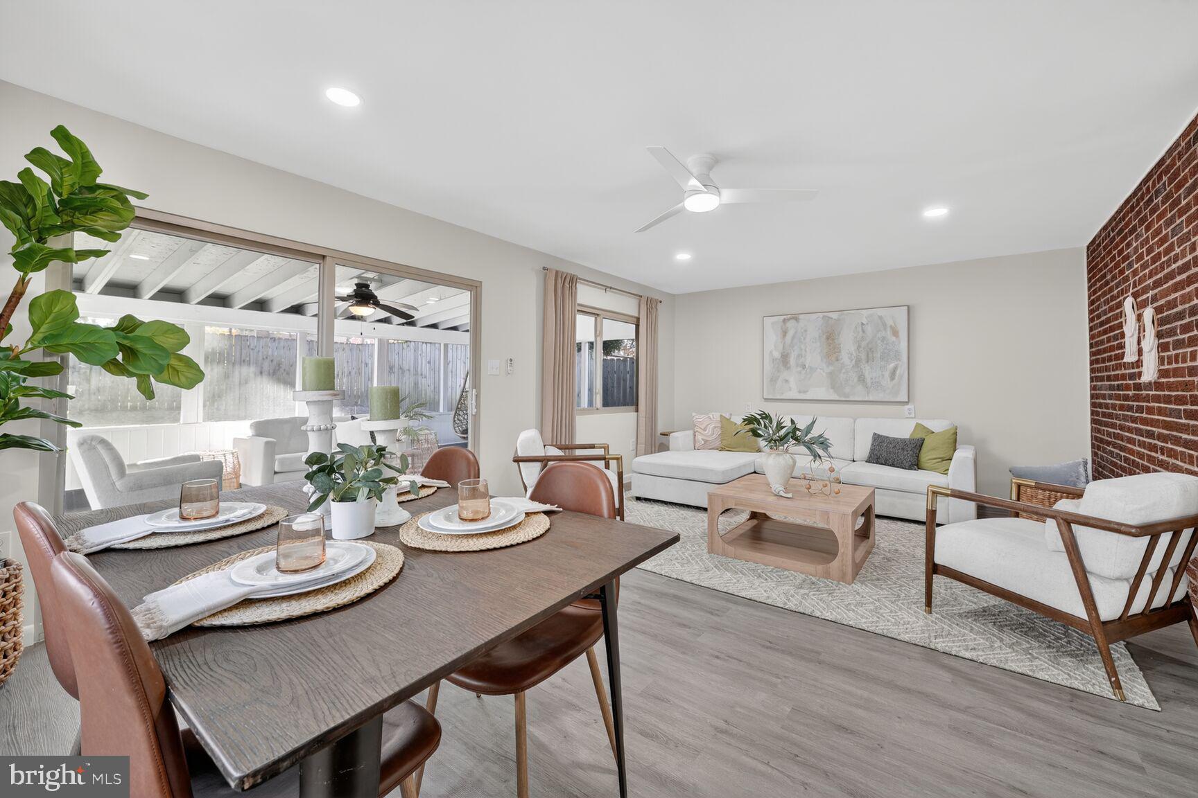 ARLINGTON HEIGHTS - Residential