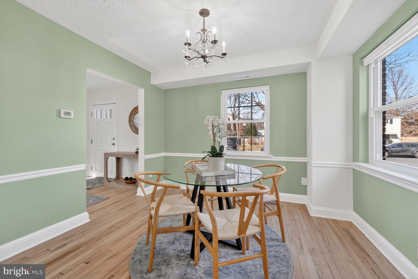 ARLINGTON HEIGHTS - Residential