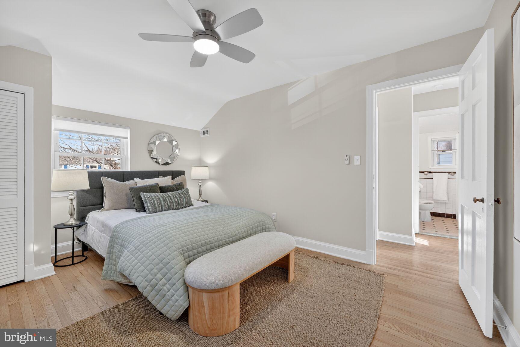 ARLINGTON HEIGHTS - Residential