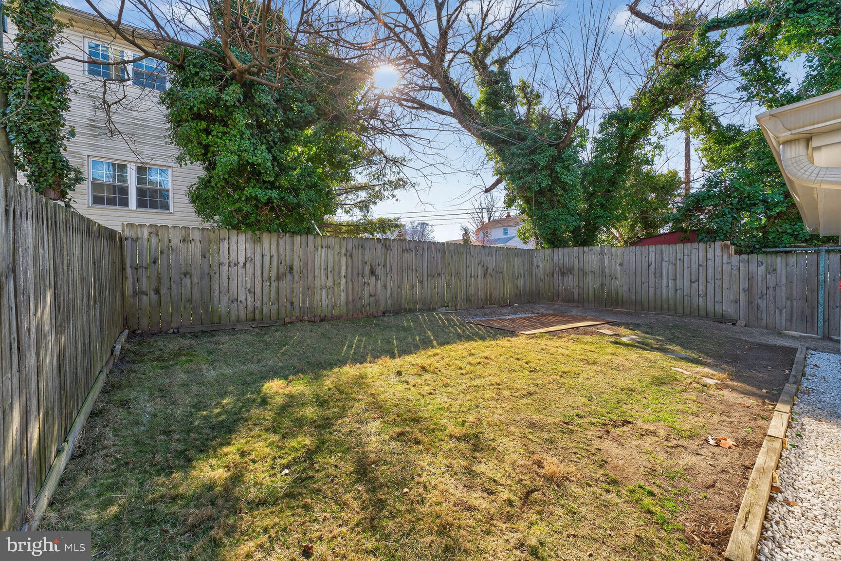 ARLINGTON HEIGHTS - Residential