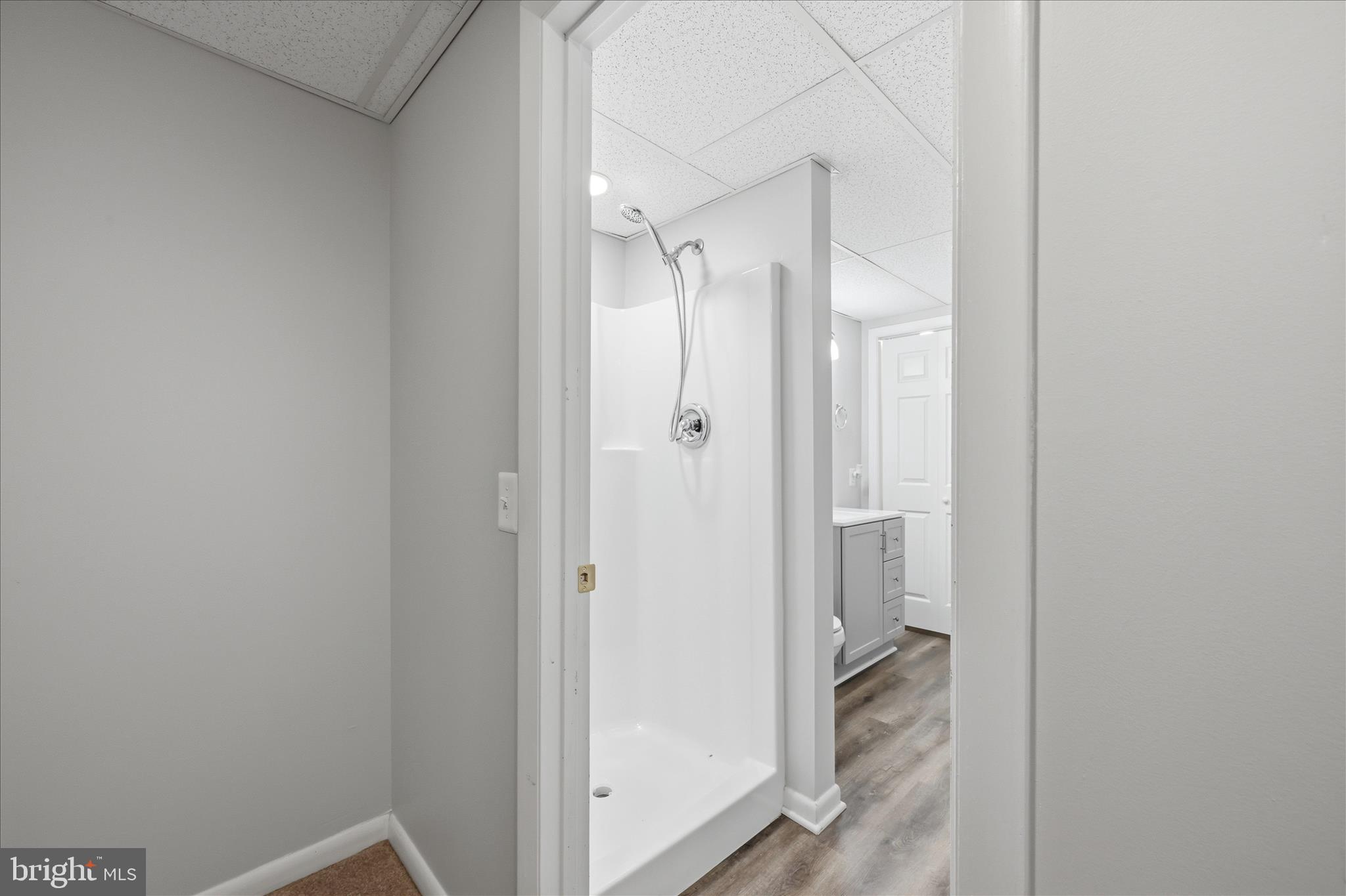 MOUNTAIN VIEW ACRES - Residential