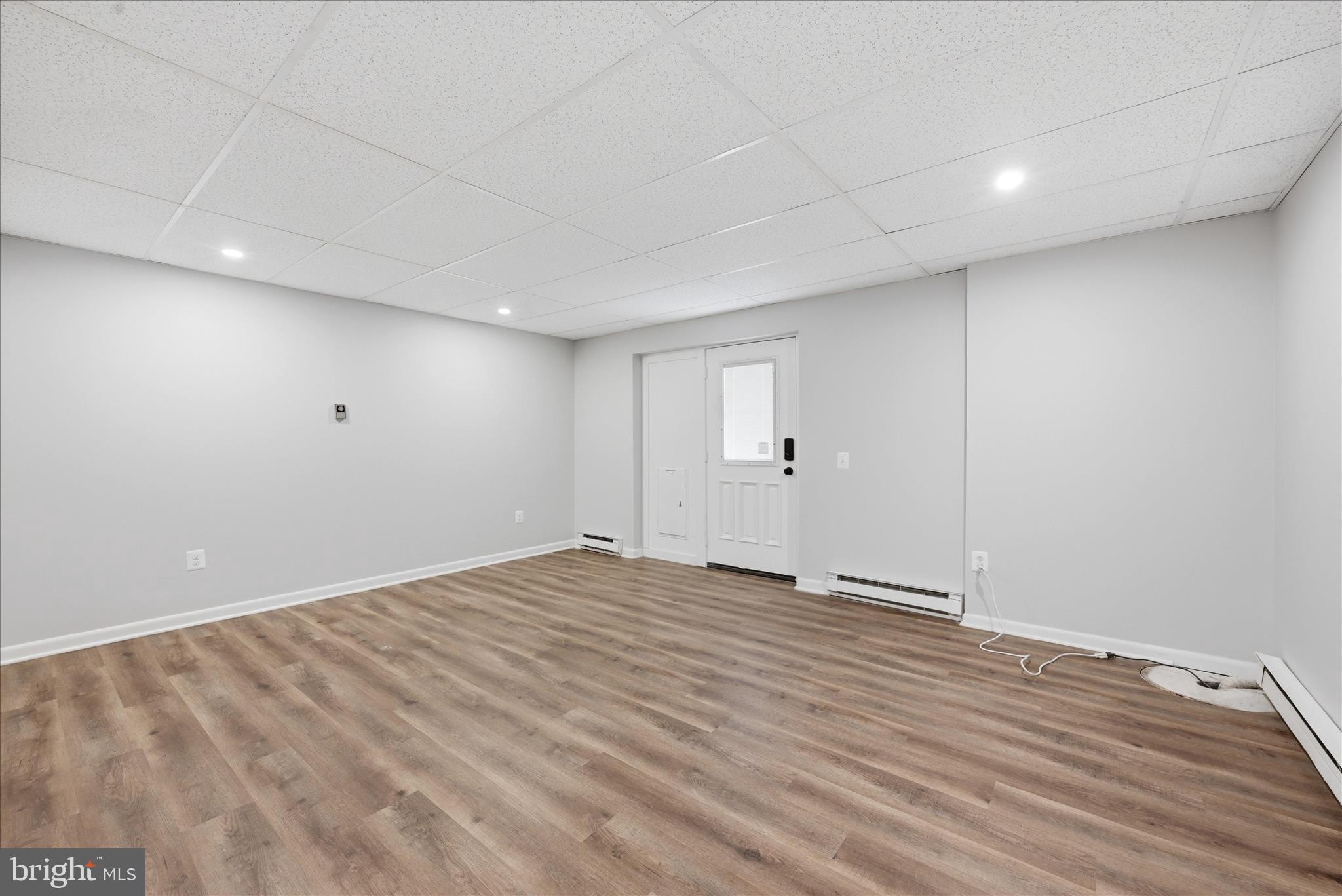 MOUNTAIN VIEW ACRES - Residential