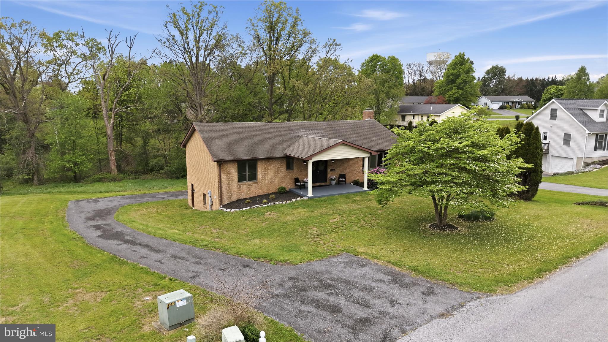 MOUNTAIN VIEW ACRES - Residential