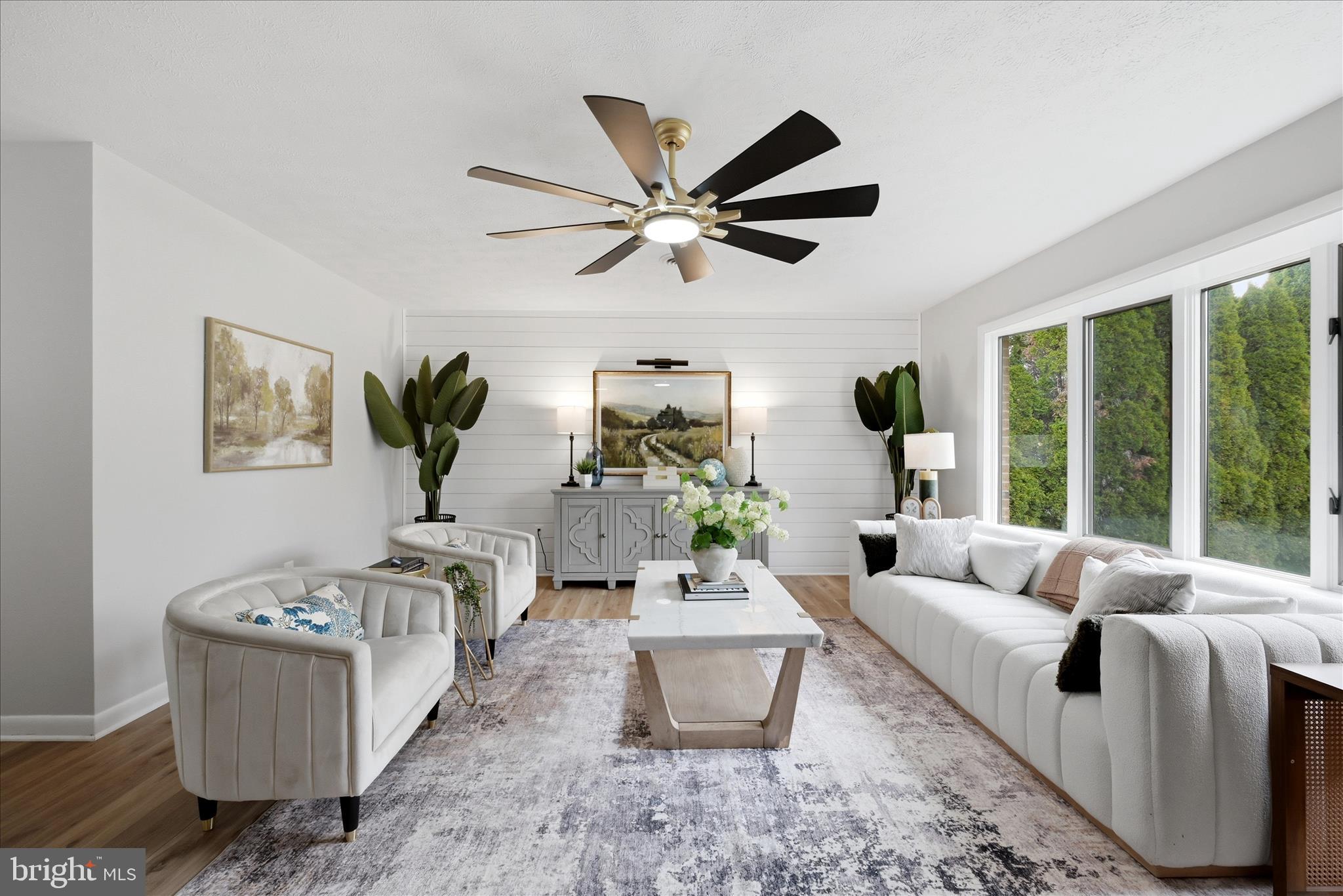 MOUNTAIN VIEW ACRES - Residential