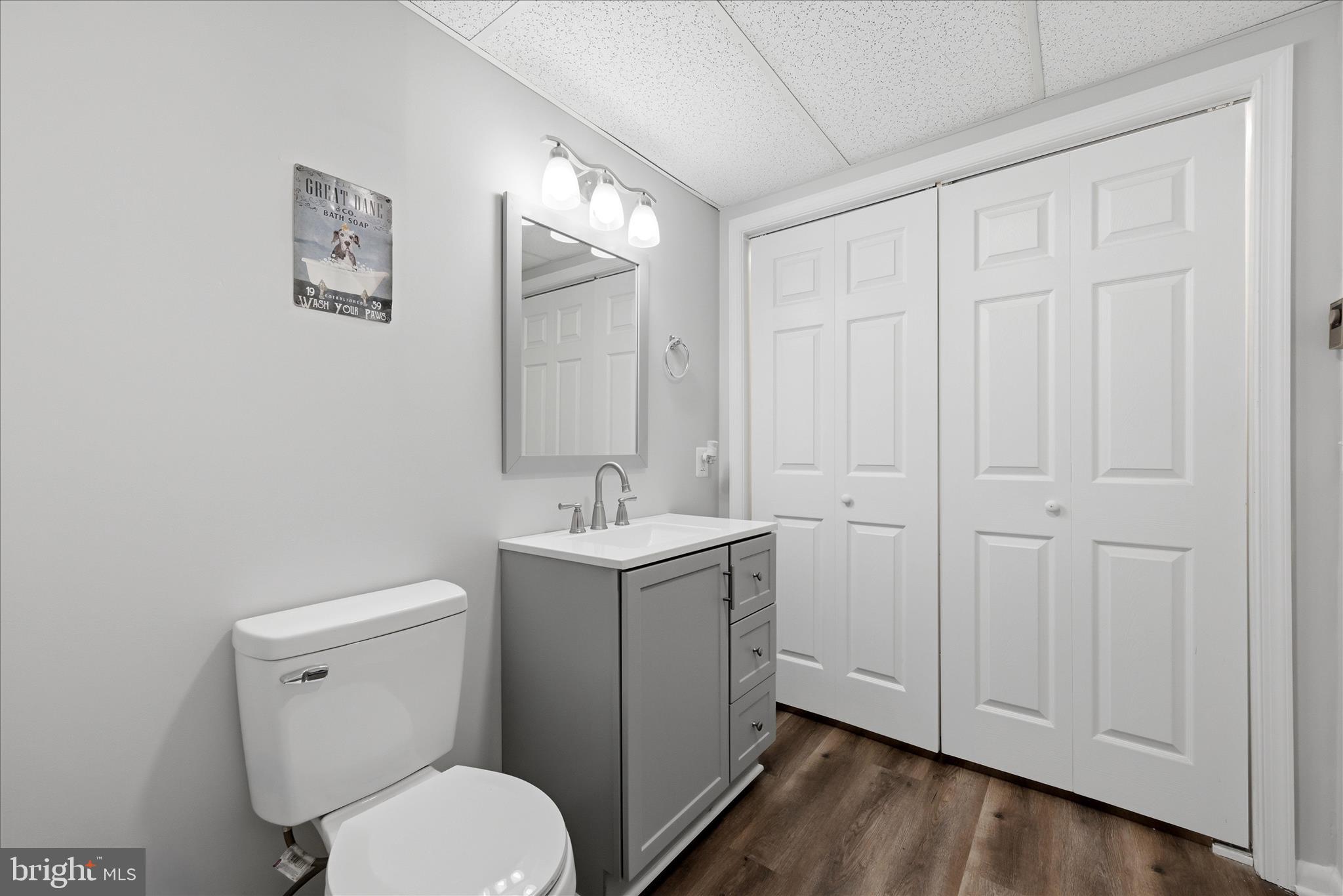 MOUNTAIN VIEW ACRES - Residential