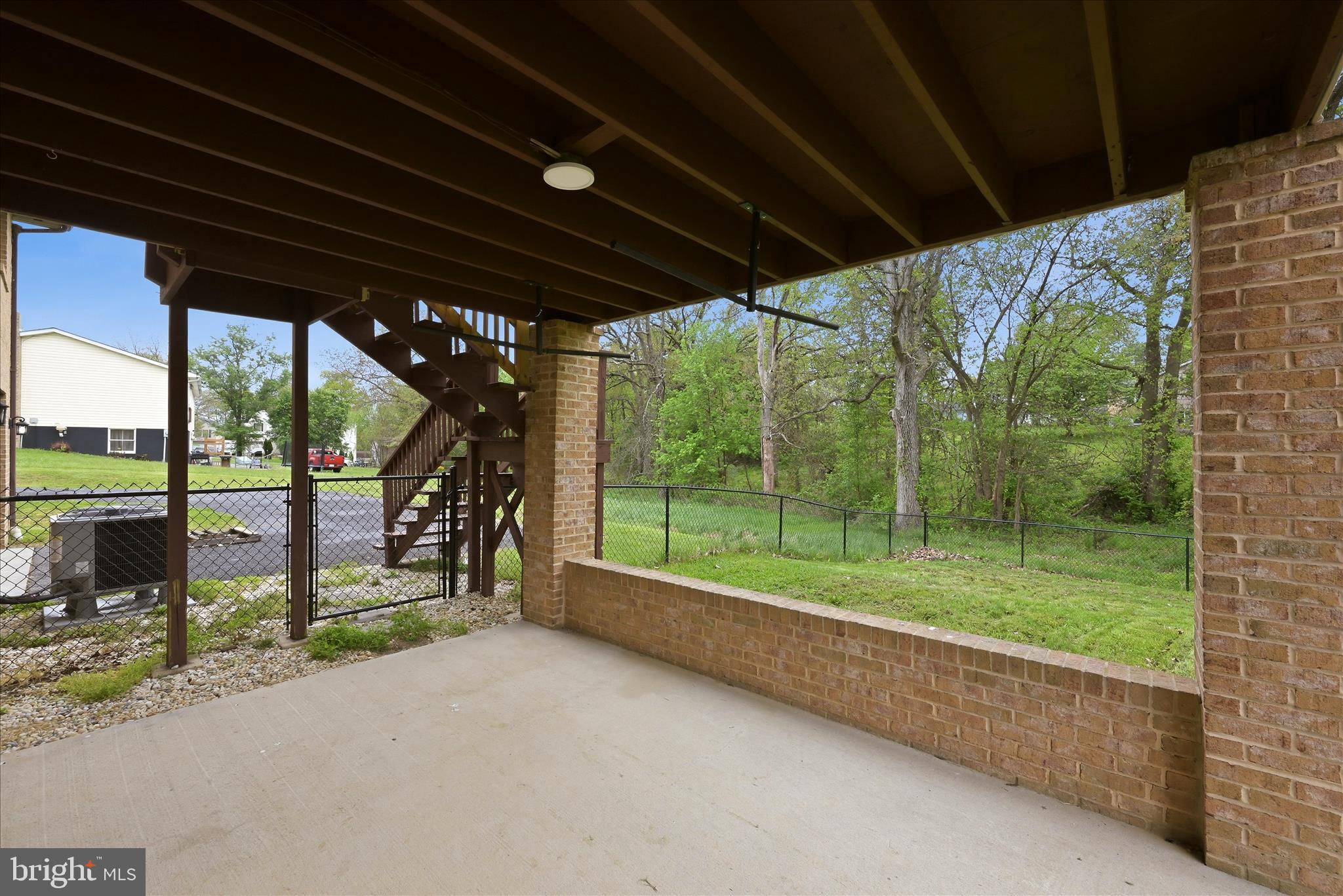 MOUNTAIN VIEW ACRES - Residential