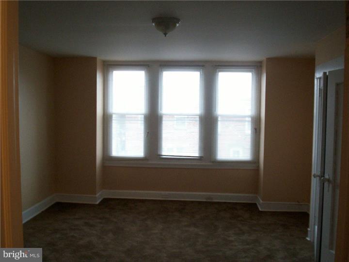 WHITMAN - Residential