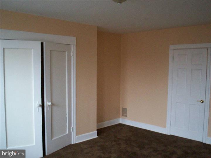 WHITMAN - Residential