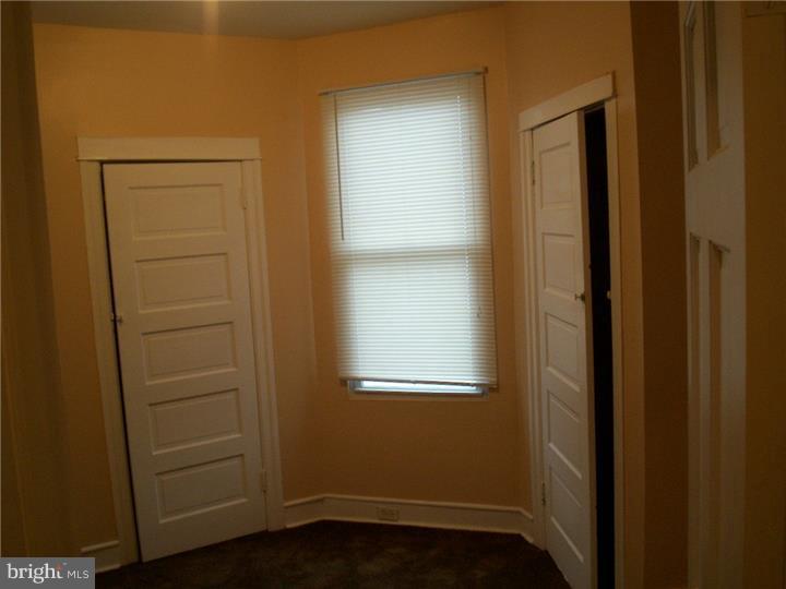 WHITMAN - Residential