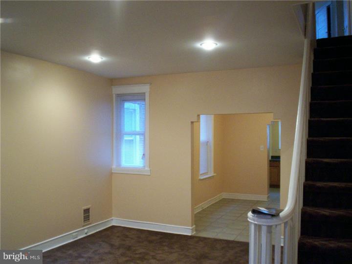 WHITMAN - Residential