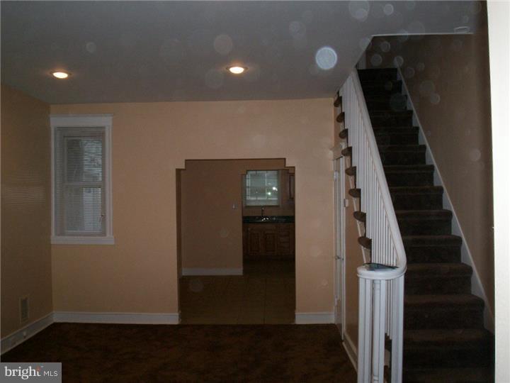 WHITMAN - Residential