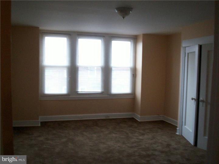 WHITMAN - Residential