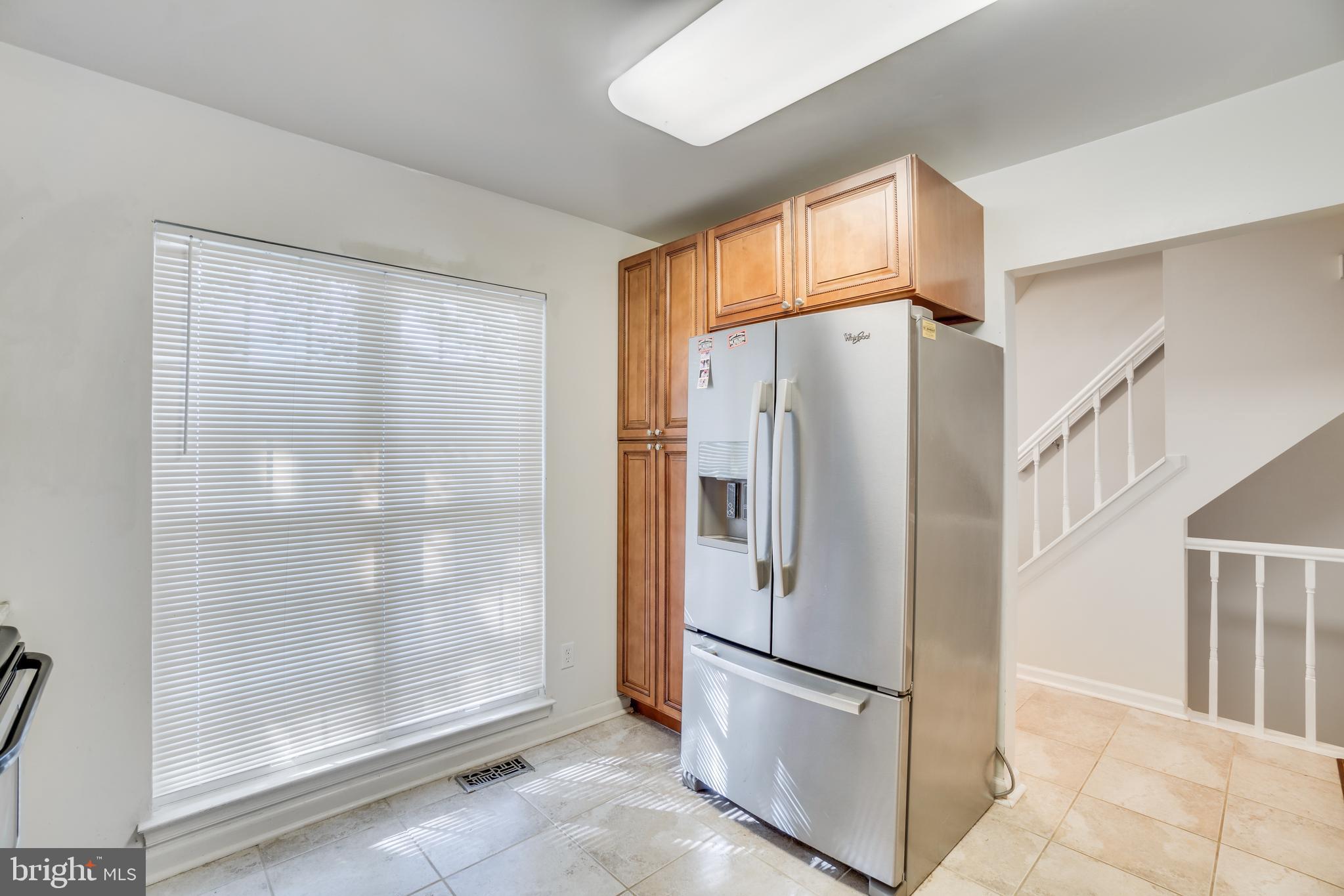 LONDON TOWNE - Residential