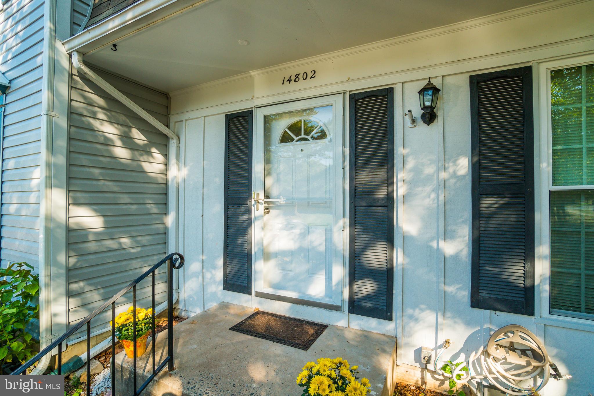 LONDON TOWNE - Residential