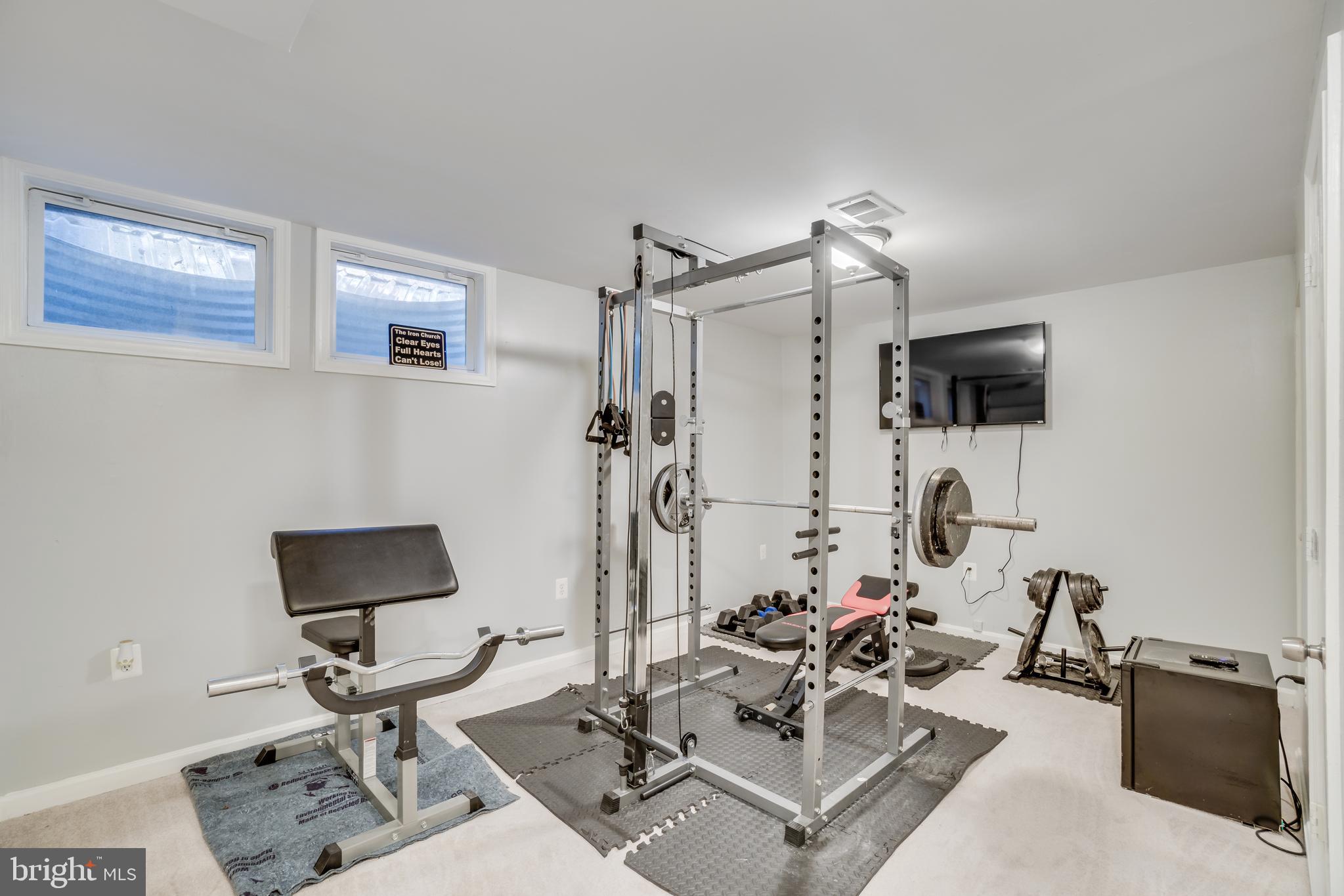 LONDON TOWNE - Residential