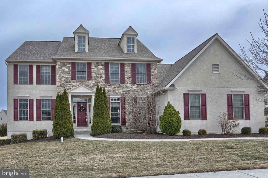 Amazing home w/tons of upgrades throughout. Awesome floor plan w/abundance of space in all the right places. Formal LR & DR, Chef's Kit w/breakfast area, open to FR w/stunning tray ceiling, private office, Master Suite w/his/hers walk-in closets & soaking tub, 4 additional BRs w/2 Jack & Jill baths. Trex deck overlooking over 1/2 acre level lot, just mins to I83.
