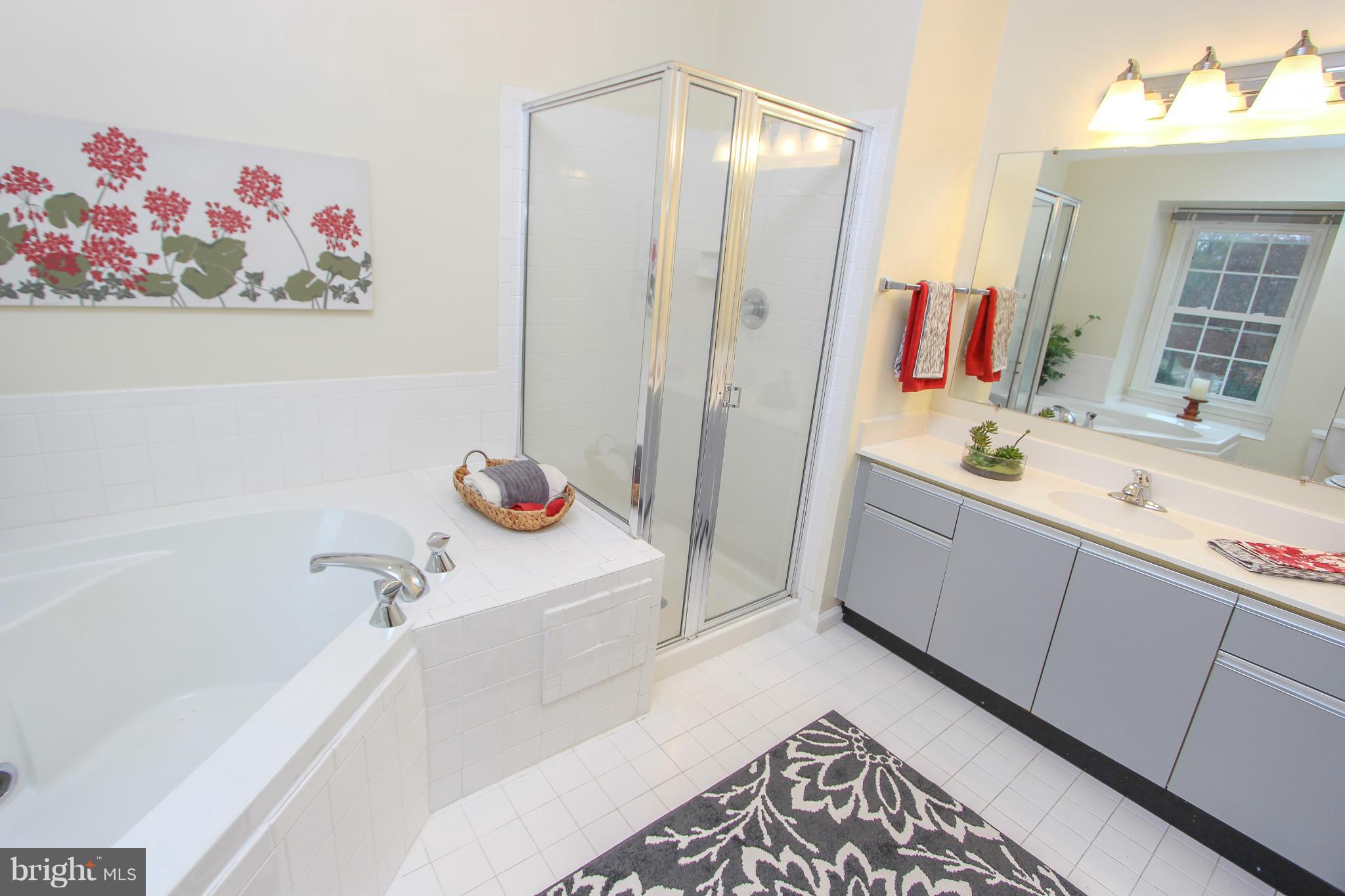 HERITAGE ESTATES - Residential