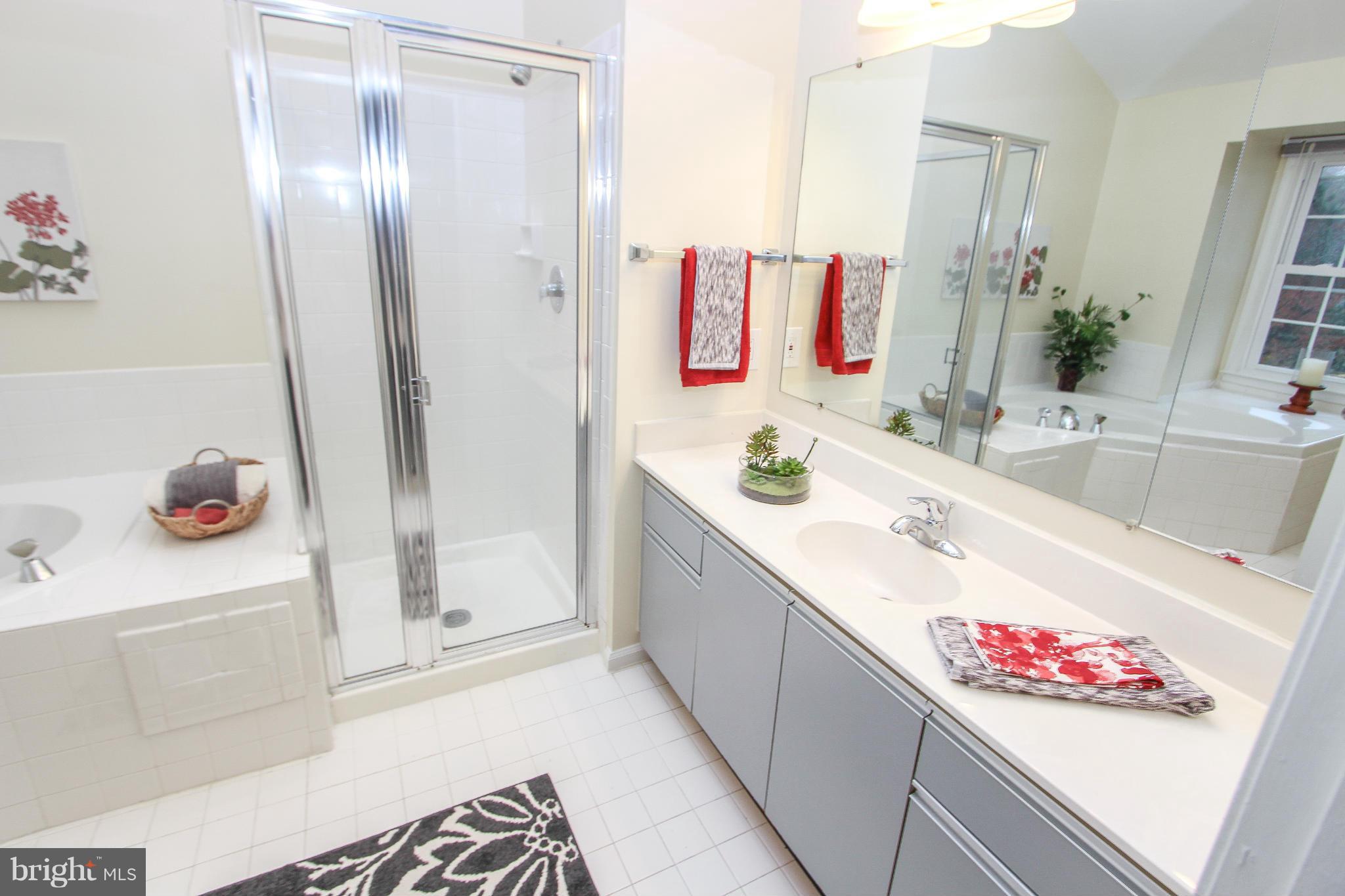 HERITAGE ESTATES - Residential