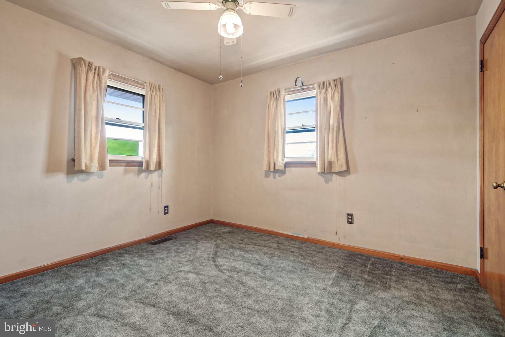 ELIZABETHTOWN BOROUGH - Residential