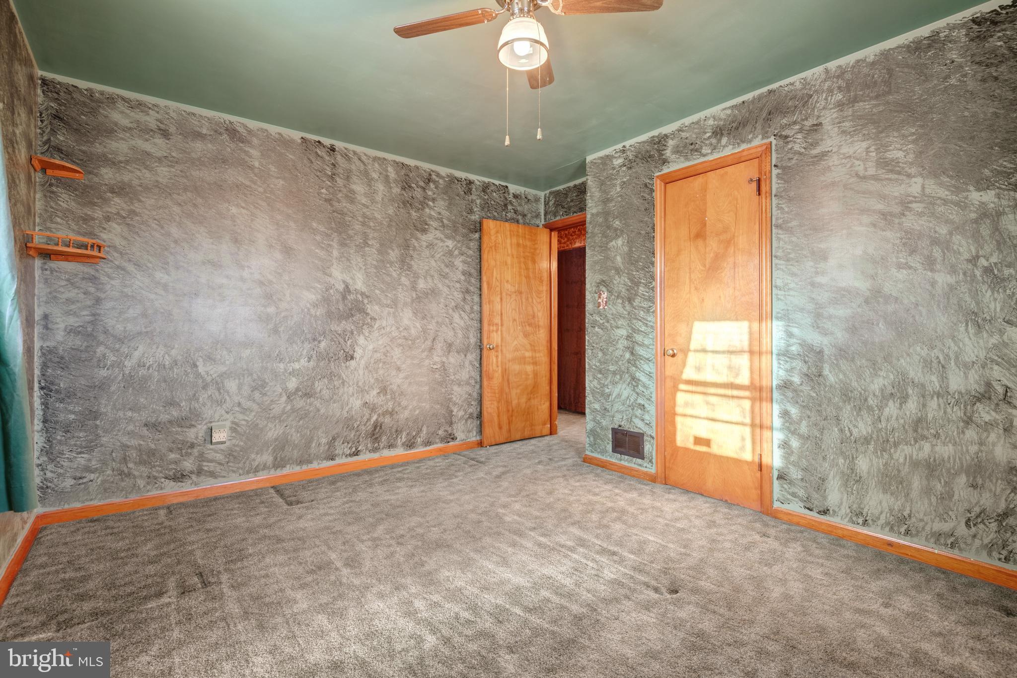 ELIZABETHTOWN BOROUGH - Residential