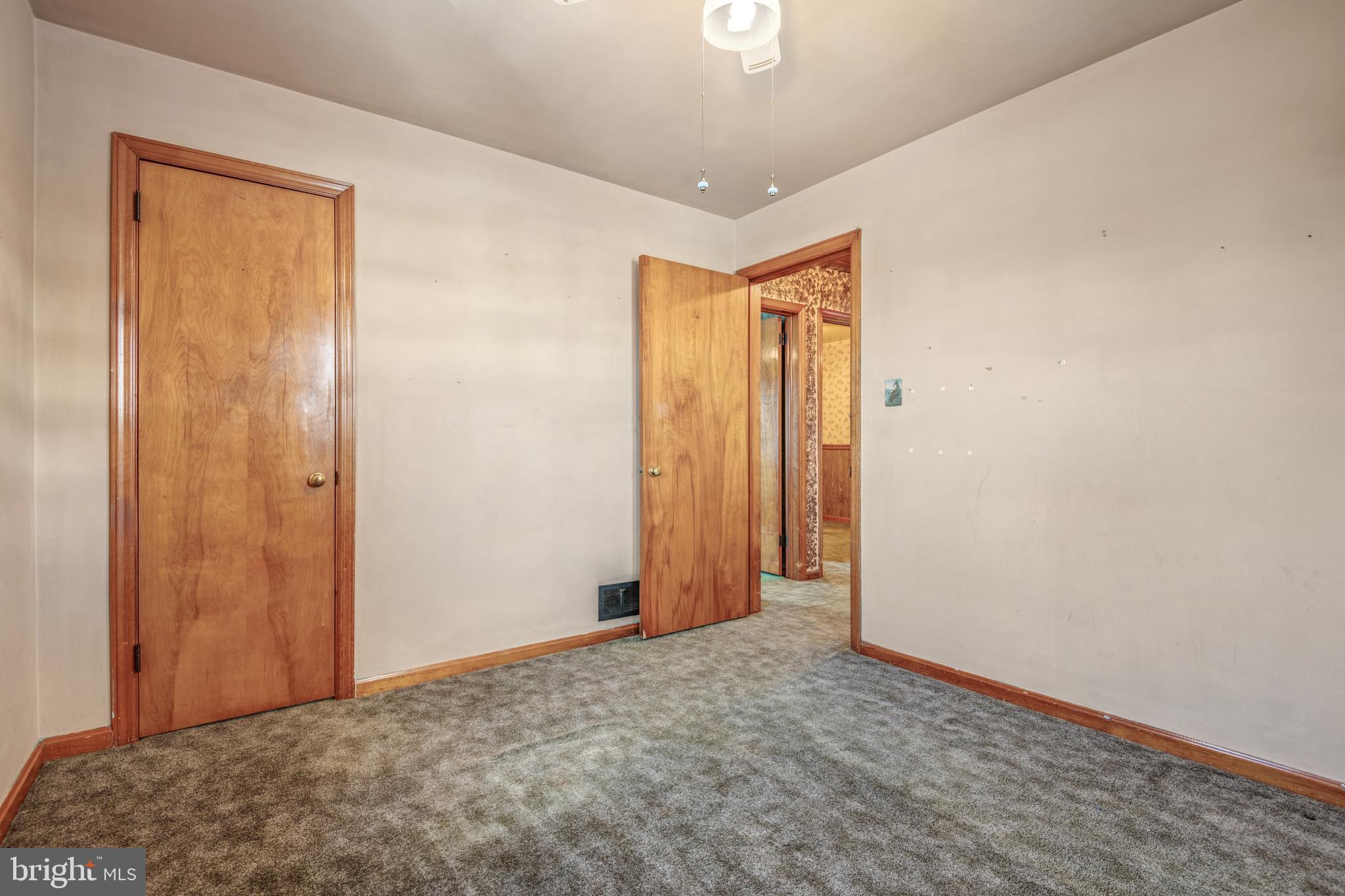 ELIZABETHTOWN BOROUGH - Residential