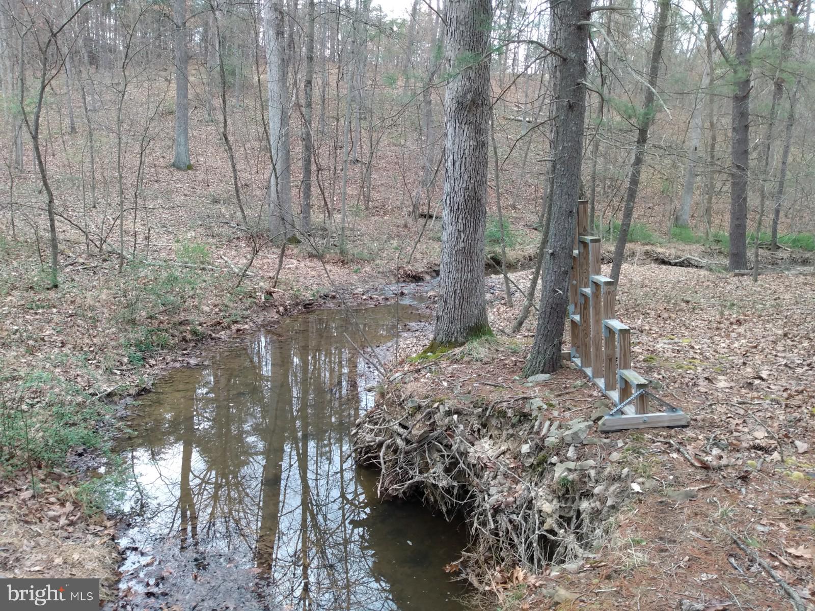 MEREDITH RIDGE - Land