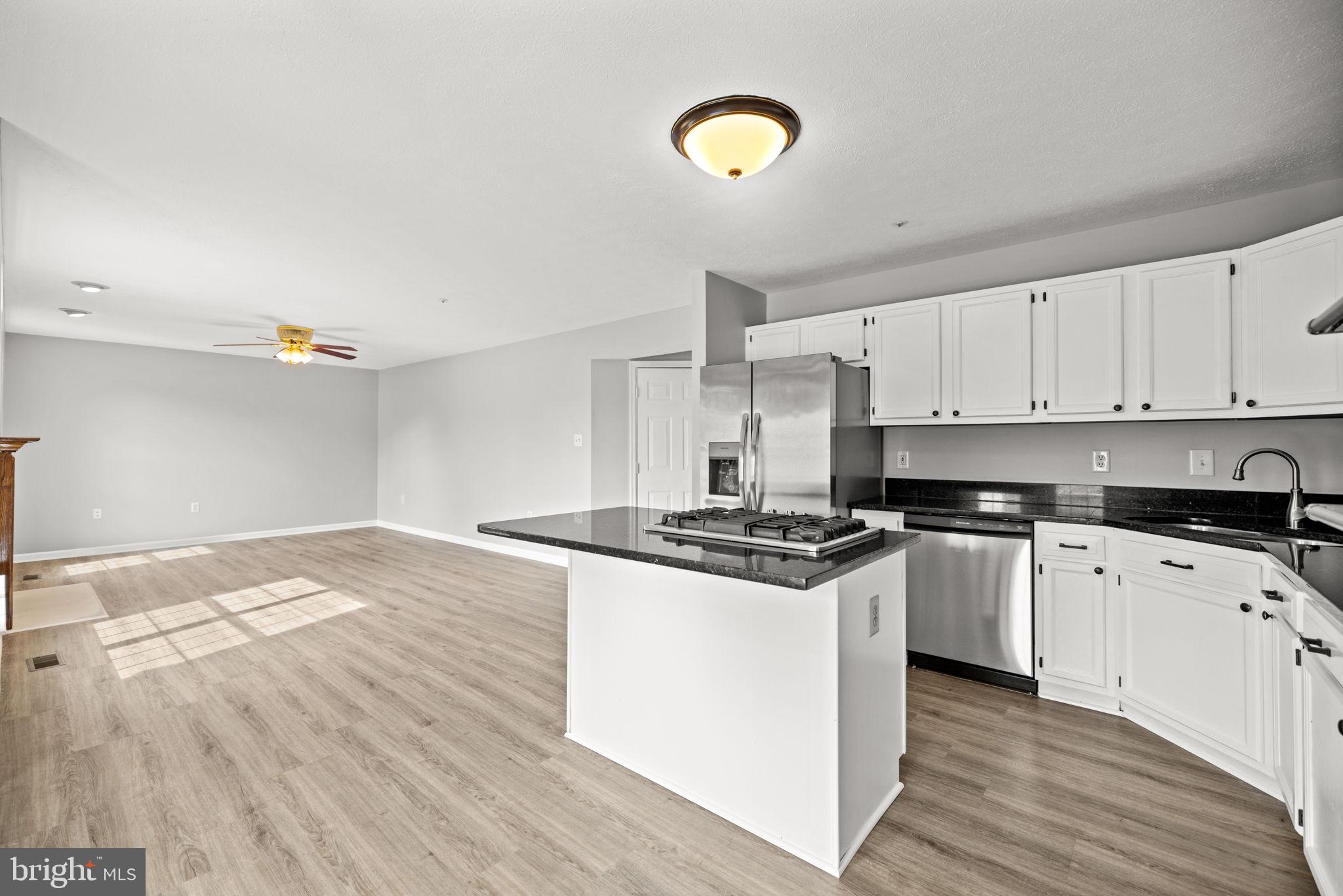 HIGHLAND MEADOWS-PLAT 5> - Residential