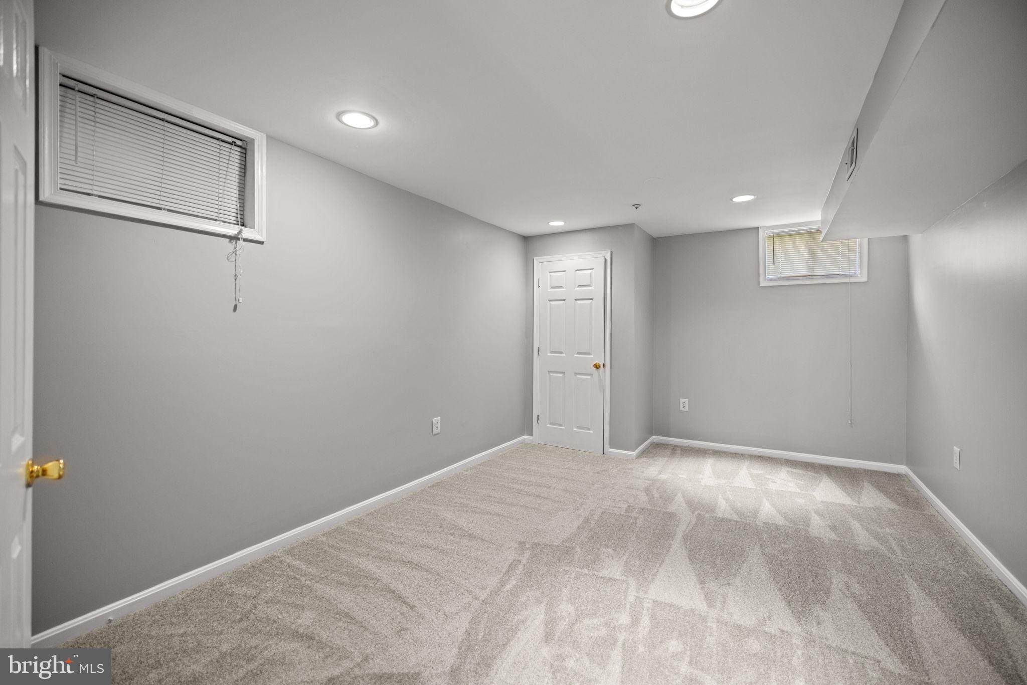 HIGHLAND MEADOWS-PLAT 5> - Residential