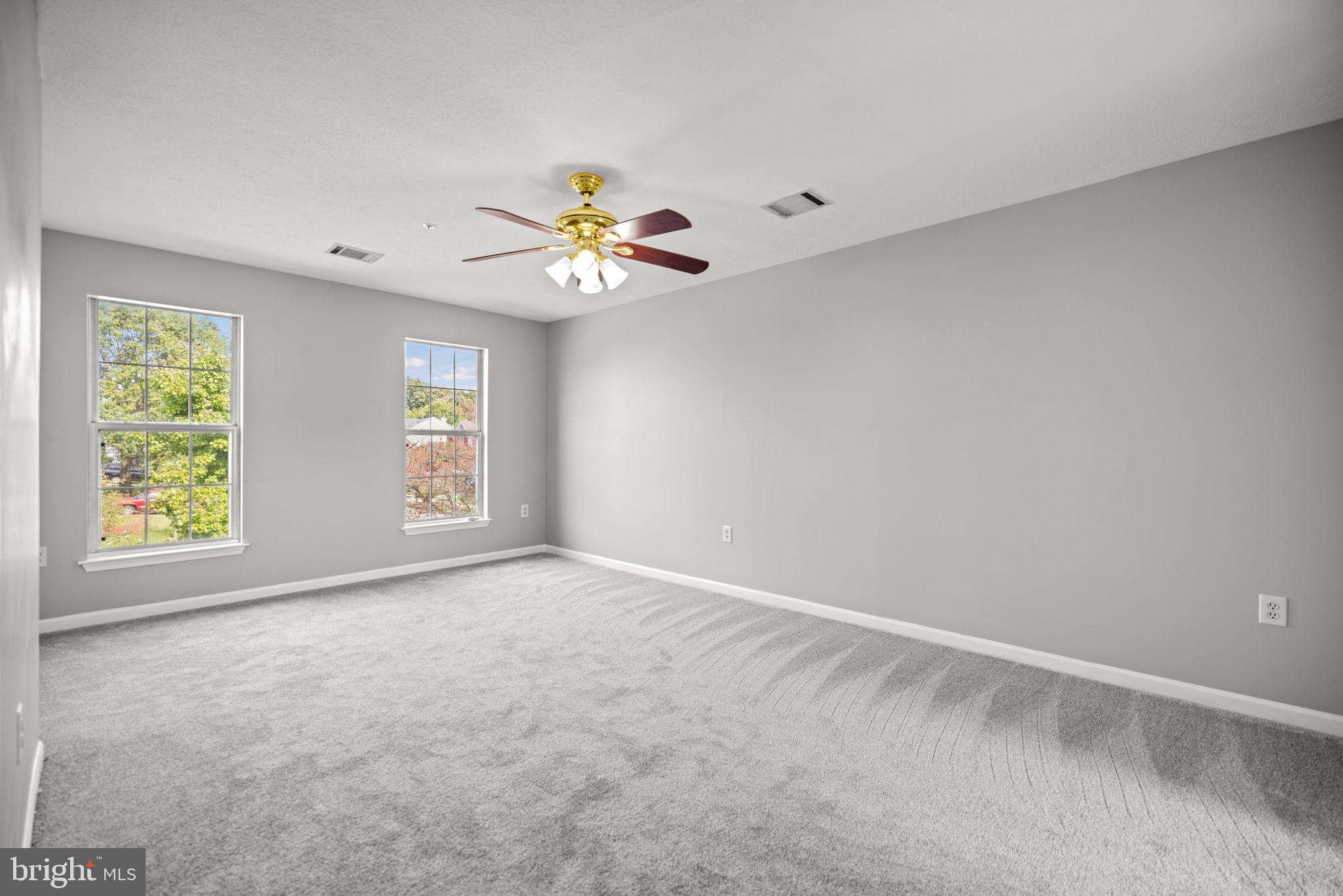 HIGHLAND MEADOWS-PLAT 5> - Residential