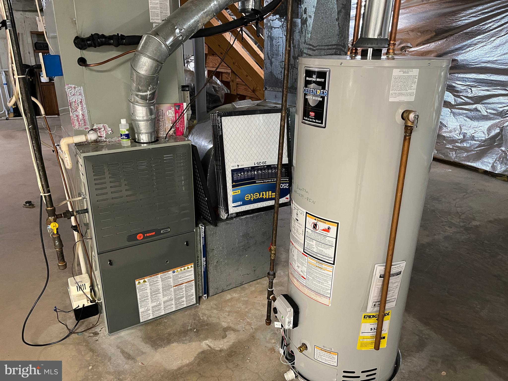 NORTH SHERWOOD FOREST - Residential