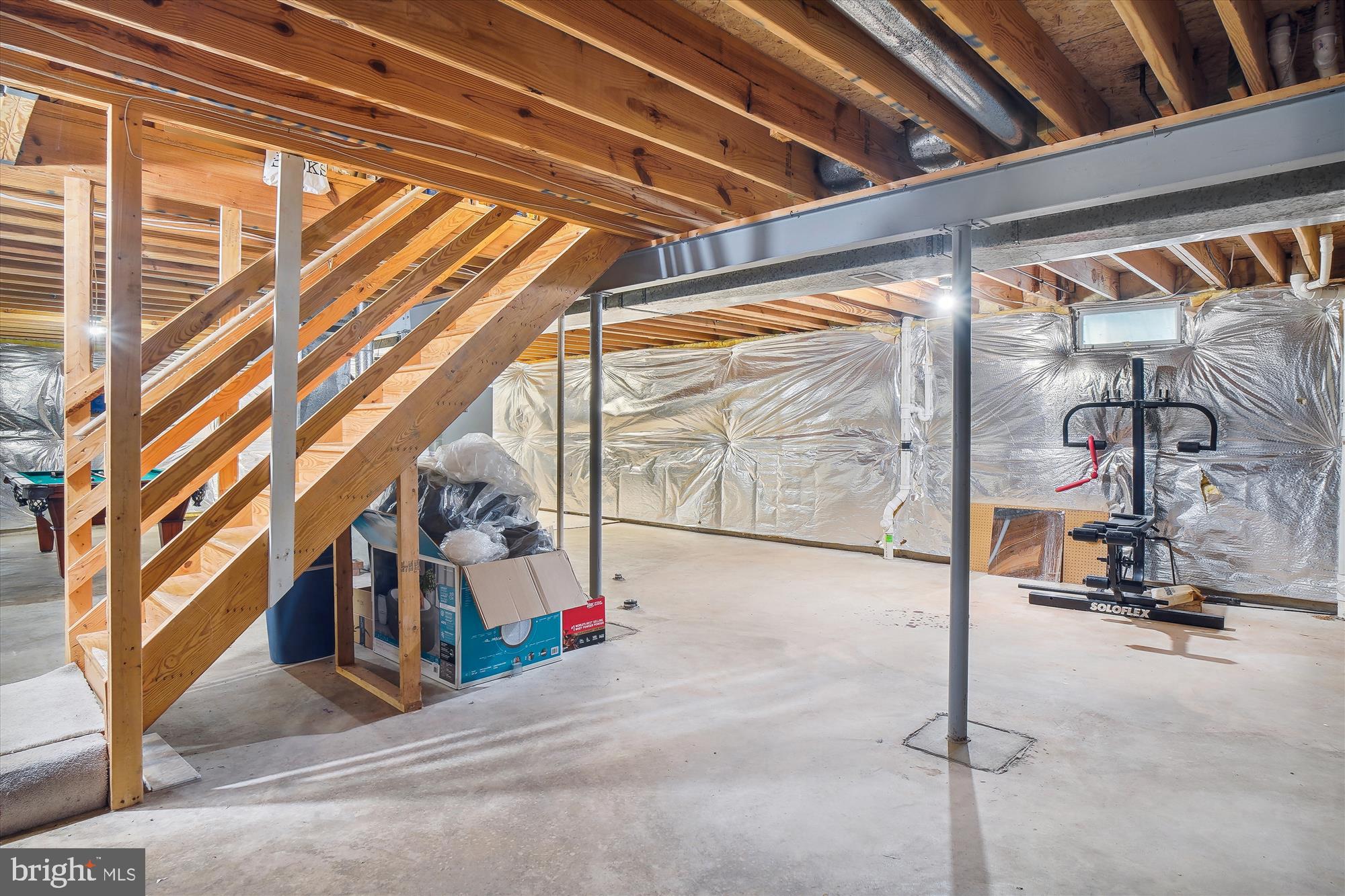 NORTH SHERWOOD FOREST - Residential