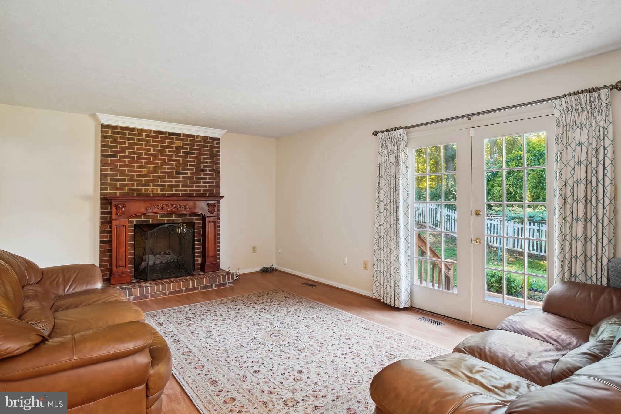 NORTH SHERWOOD FOREST - Residential