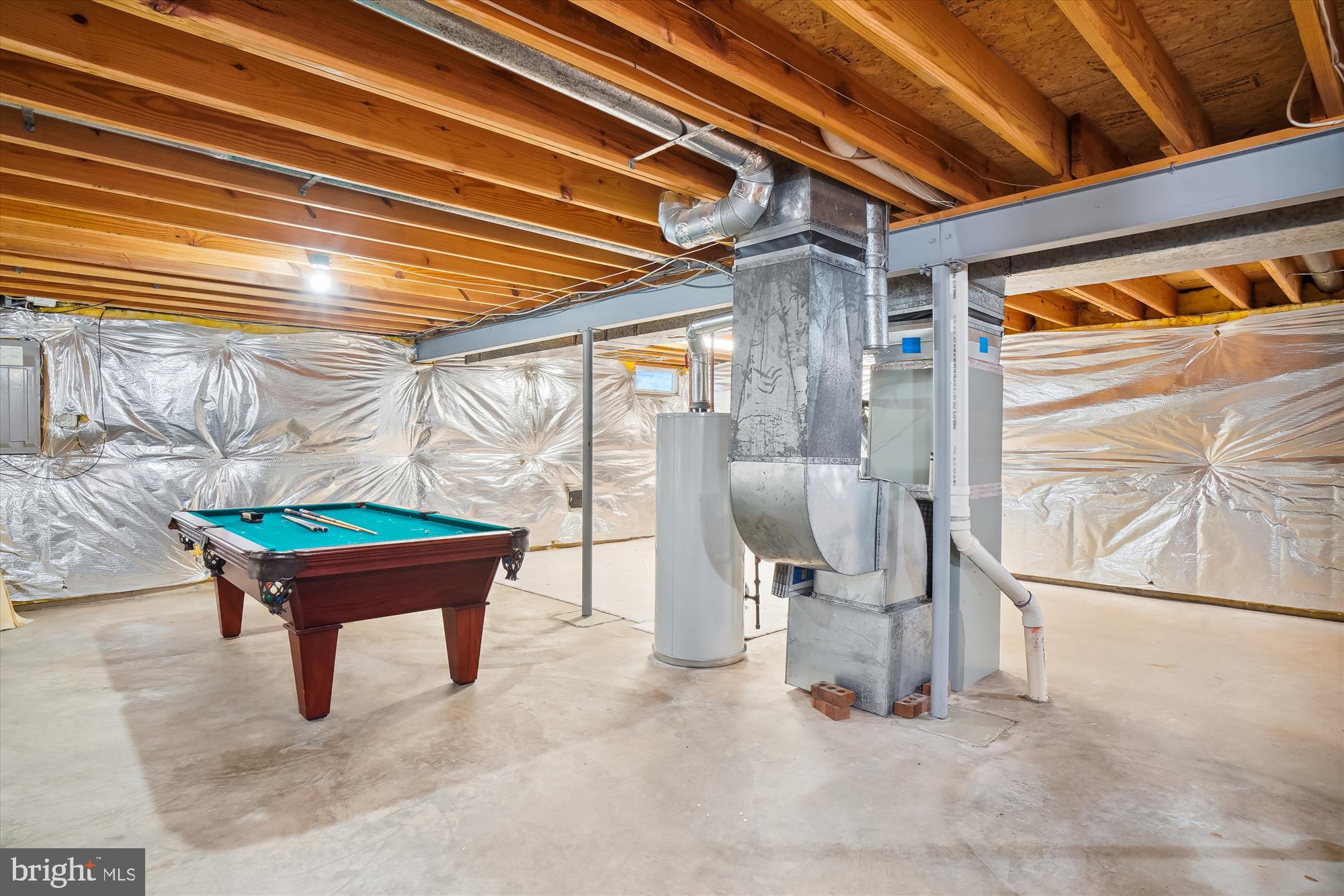 NORTH SHERWOOD FOREST - Residential