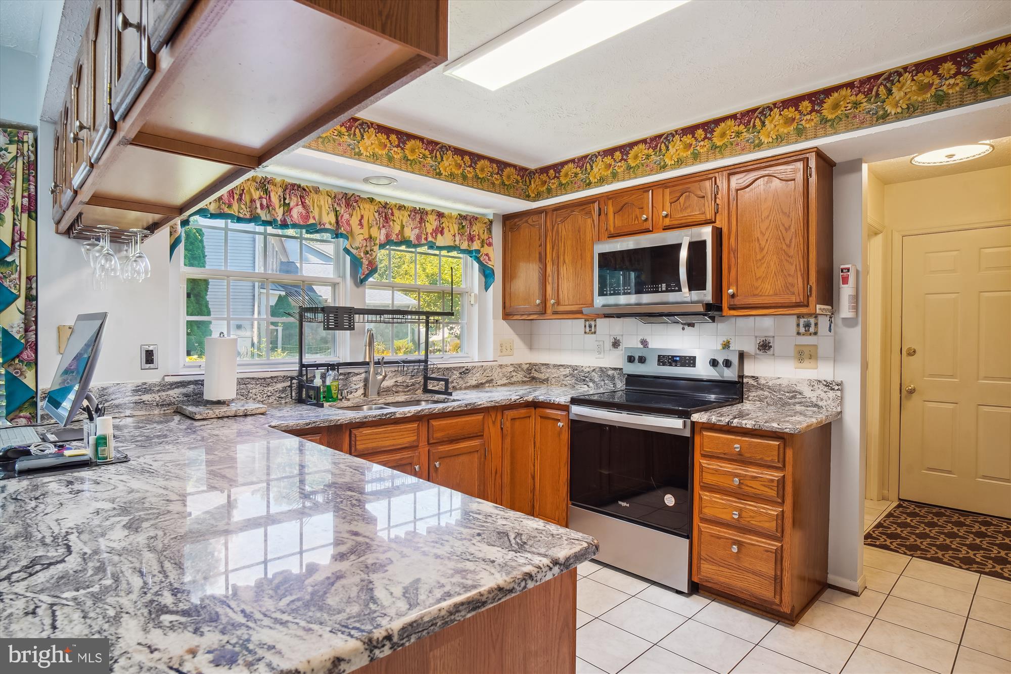 NORTH SHERWOOD FOREST - Residential