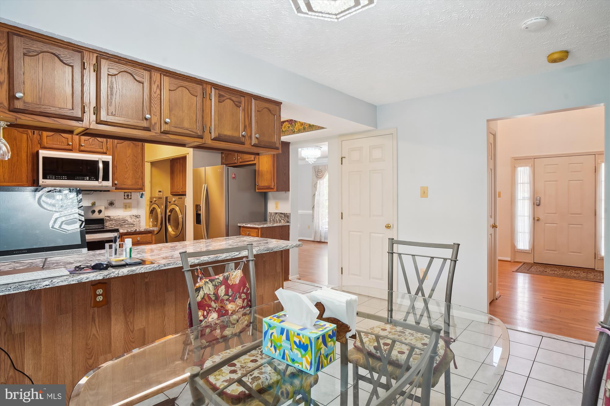 NORTH SHERWOOD FOREST - Residential