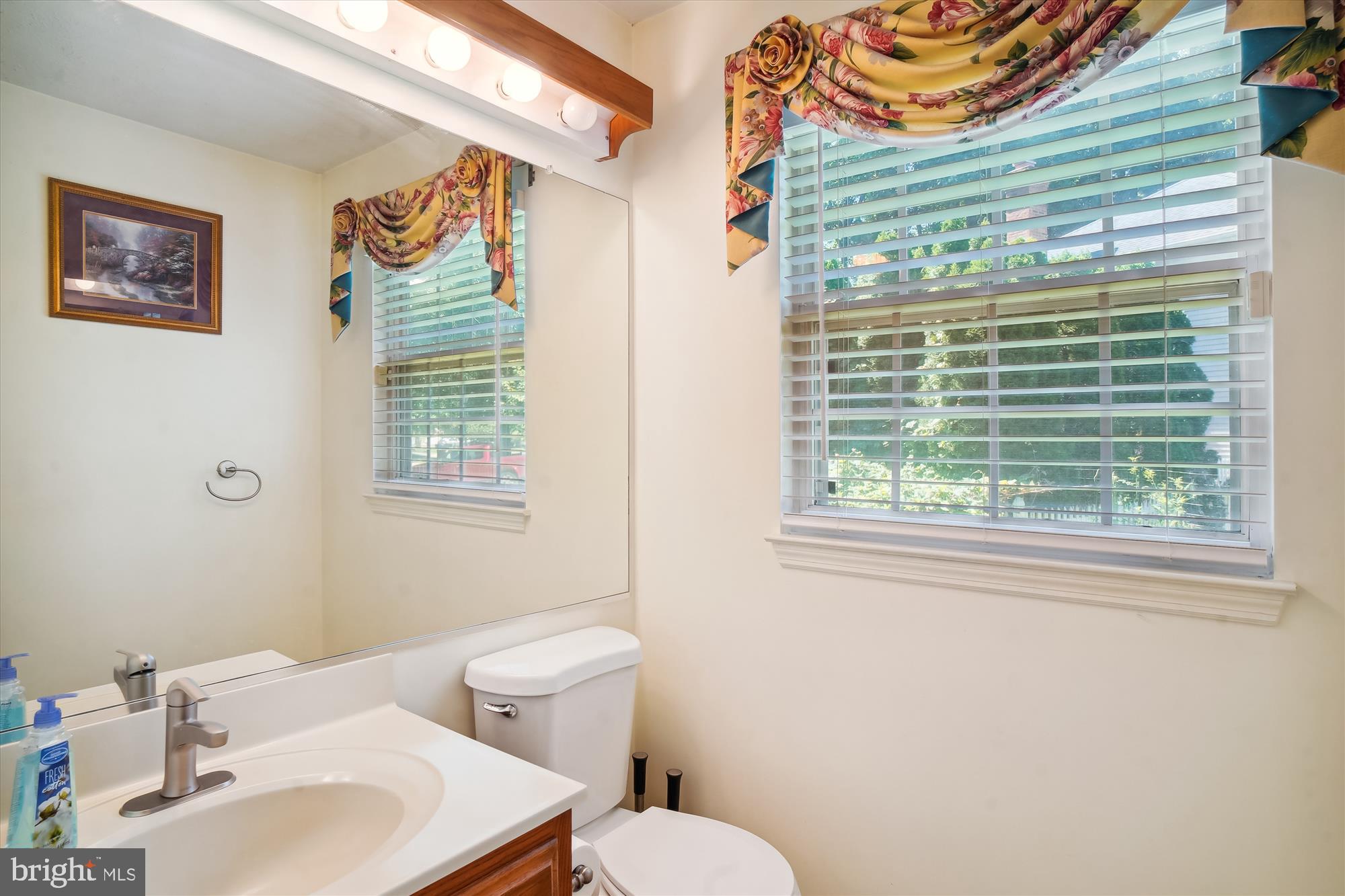 NORTH SHERWOOD FOREST - Residential