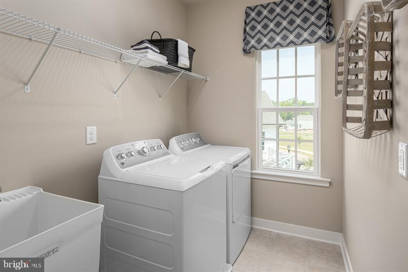 LAKE LINGANORE EAGLEHEAD - Residential